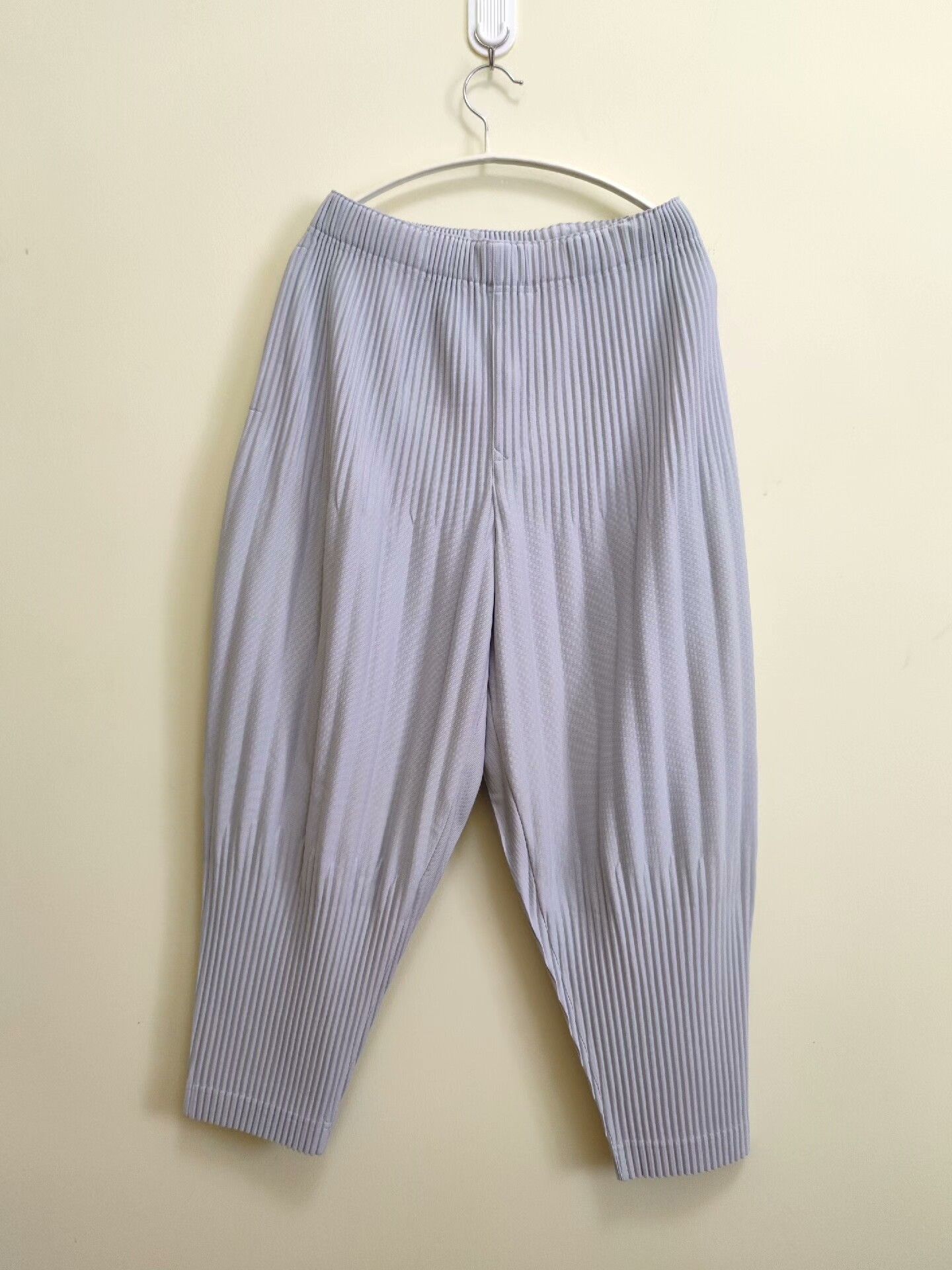 Homme Plisse Issey Miyake Issey Miyake Plissé Tapered Lantern Pants Size US 30 / EU 46 - 1 Thumbnail