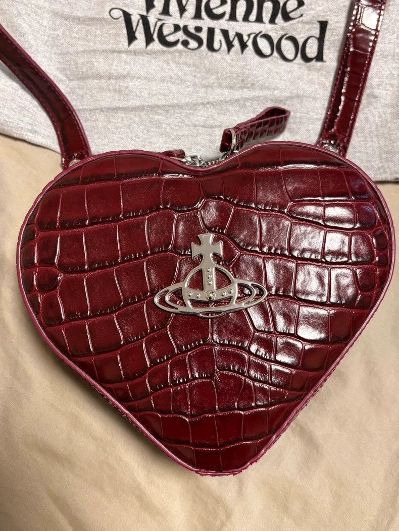 Vivienne Westwood vivienne westwood size os A red shoulder bag with a wine la Size ONE SIZE - 1 Thumbnail