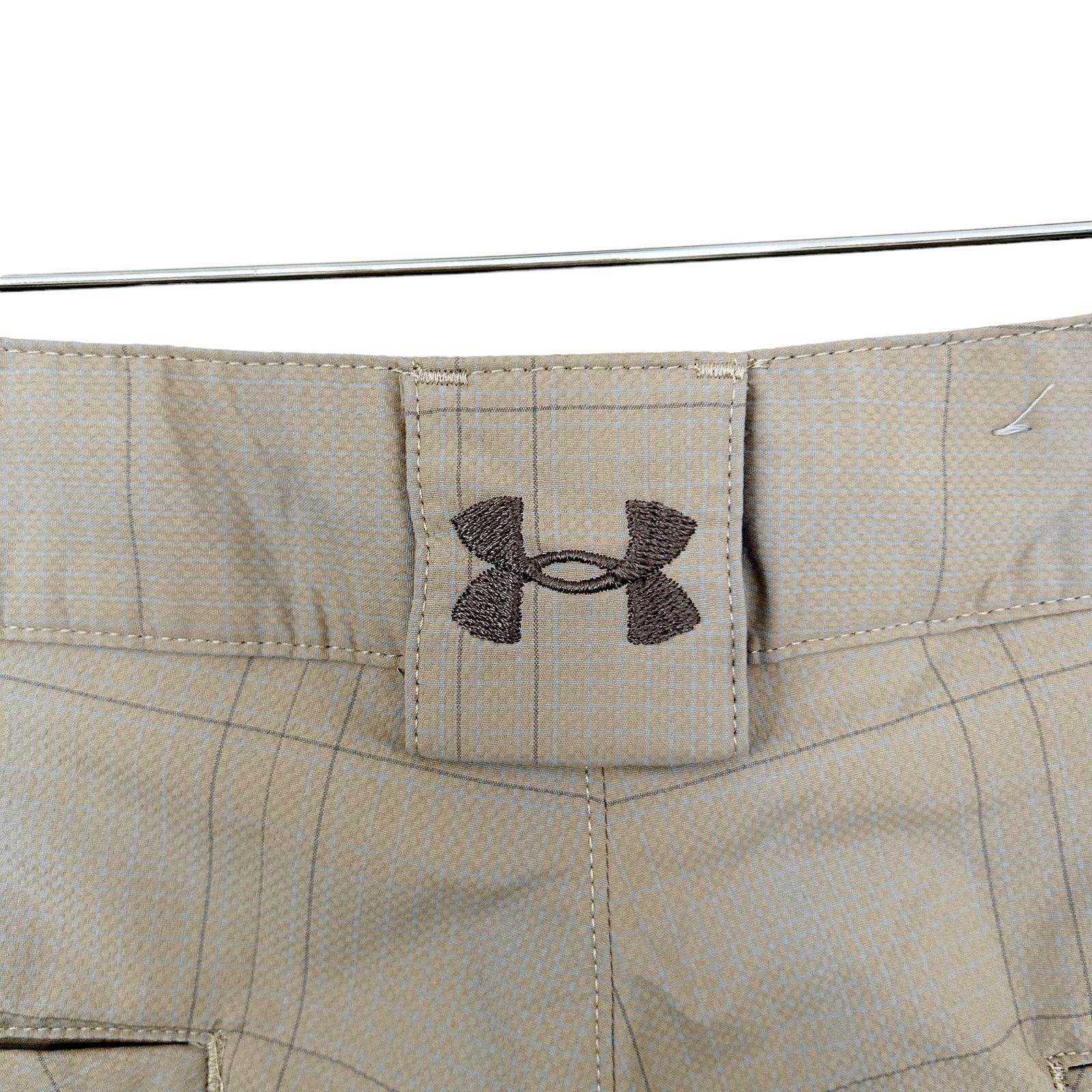 Under Armour Under Armour Tan Flat Front Shorts Sz 34 Size US 34 / EU 50 - 4 Thumbnail