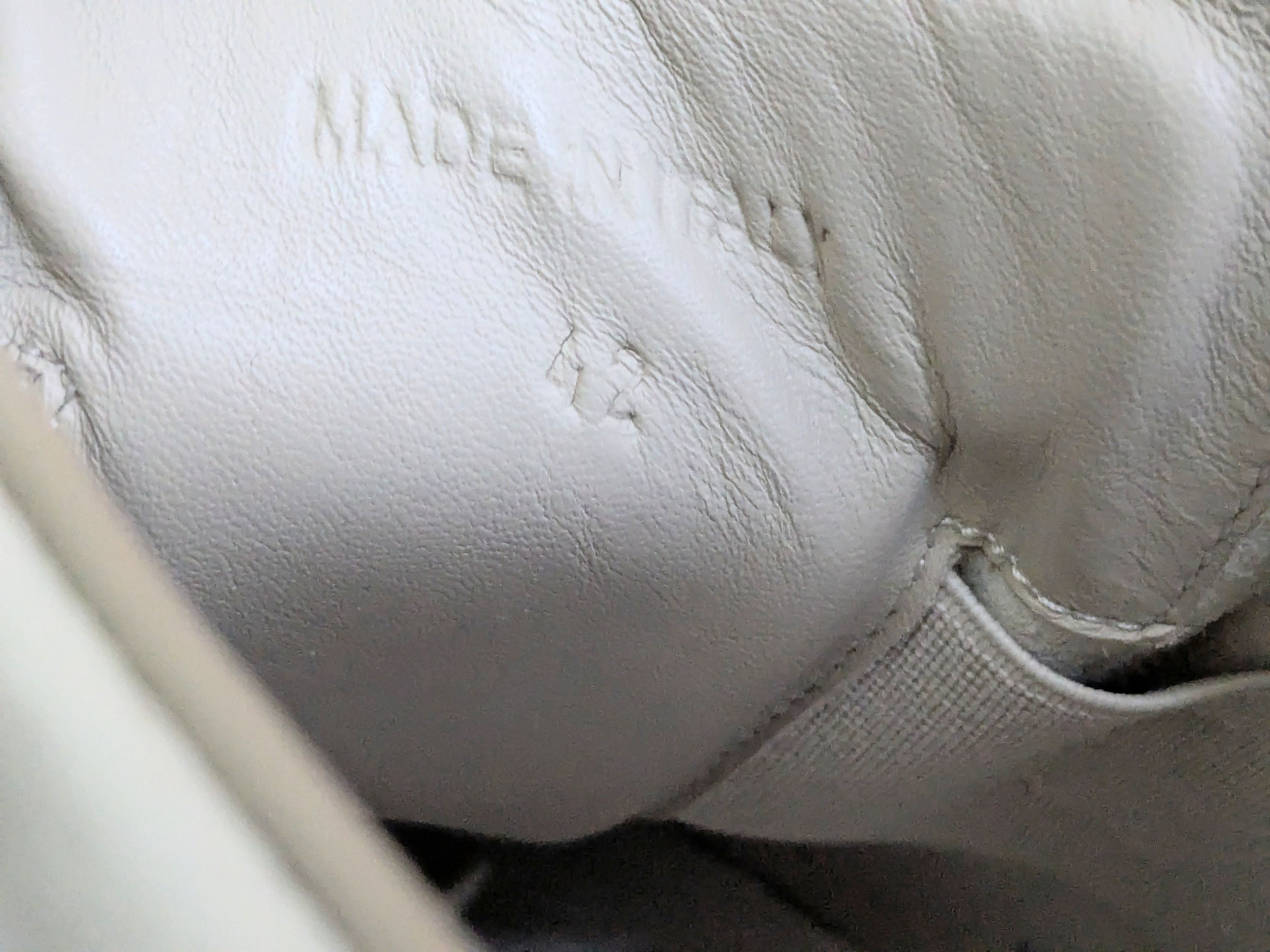 Maison Margiela Maison Margiela GAT Replica Gray White 9 42 Low Tops Size US 9 / EU 42 - 8 Thumbnail