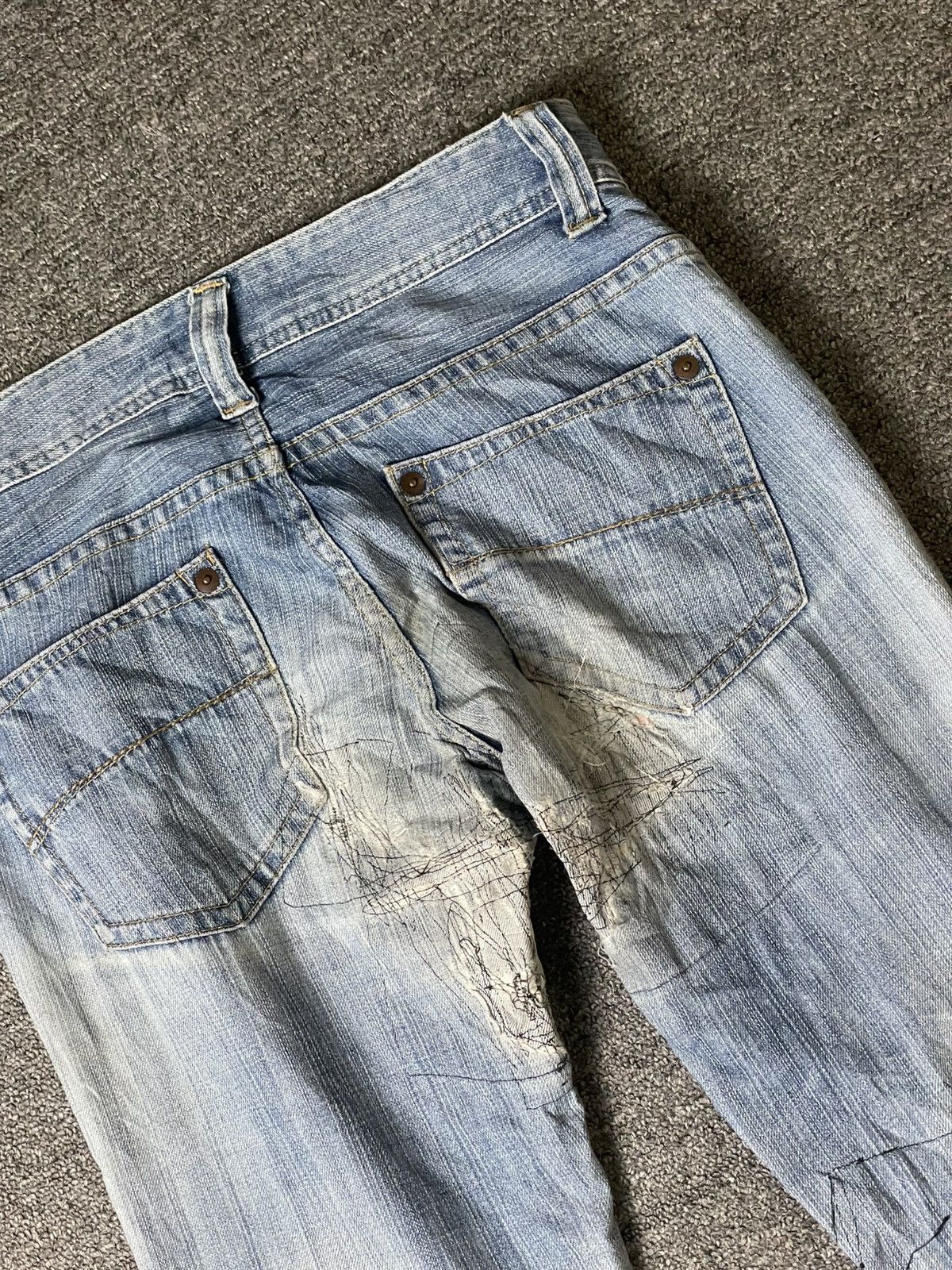 Uniqlo × Vintage UNIQLO Brand Boyfriend Tapered Jeans (117) Size US 32 / EU 48 - 14 Thumbnail