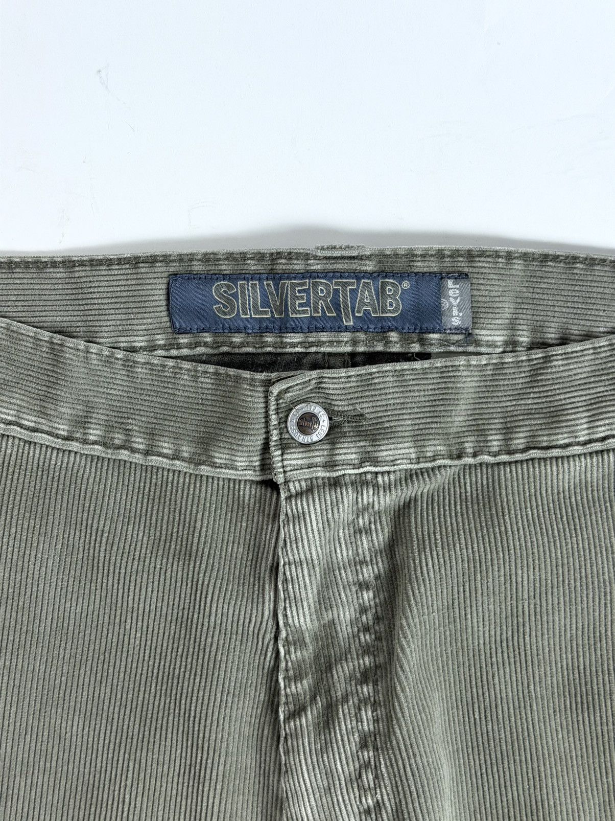 Levi's Levi’s Silvertab Curdoroy Cargos Size US 36 / EU 52 - 3 Thumbnail