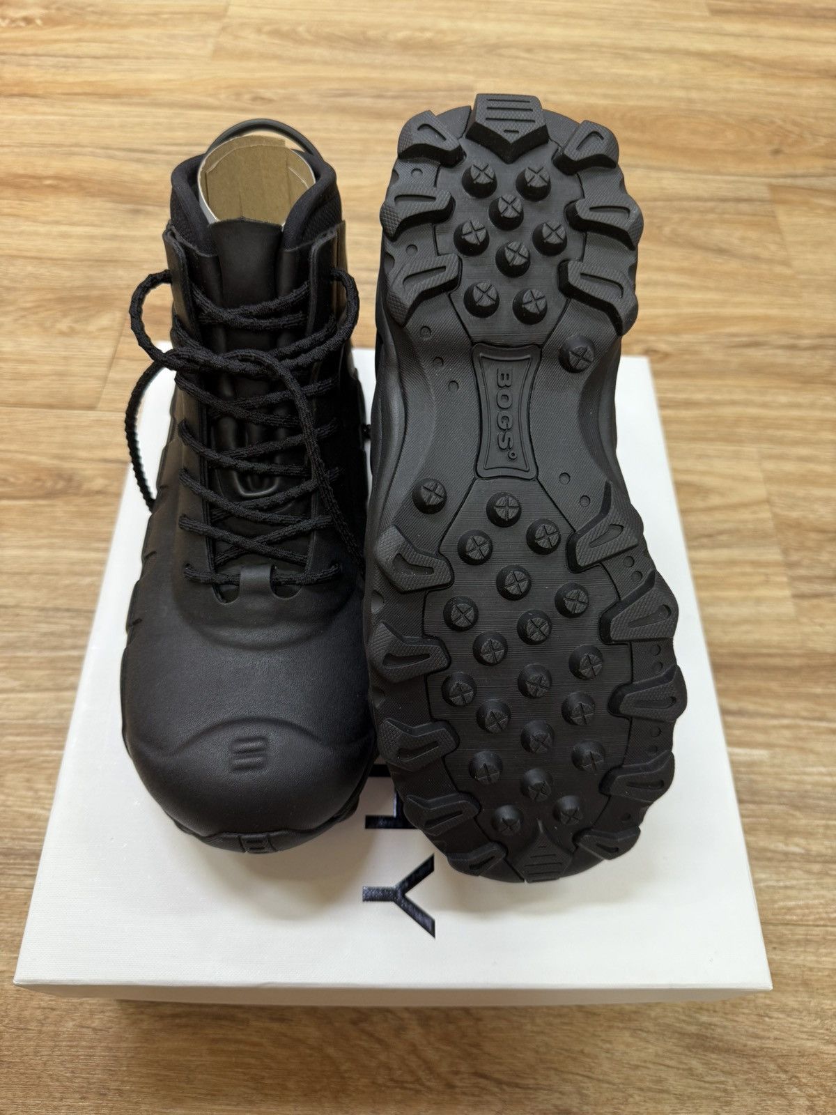 Givenchy Givenchy x Bogs High Lace up Boots in Black Rubber Size US 10 / EU 43 - 6 Thumbnail