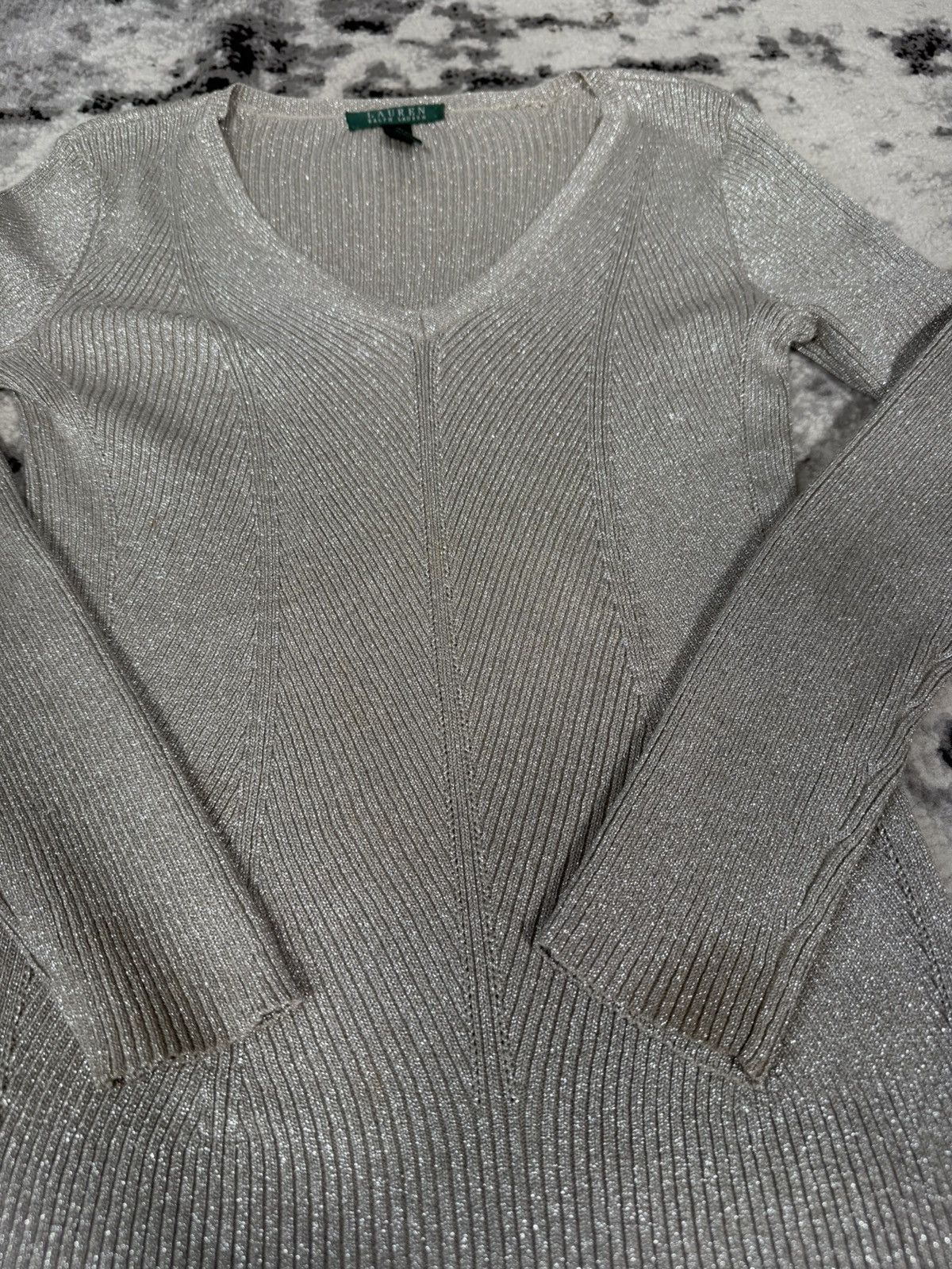 Lauren Ralph Lauren Lauren Ralph Lauren Beige Glitter V Neck Long Sleeve Sweater Size M / US 6-8 / IT 42-44 - 5 Thumbnail