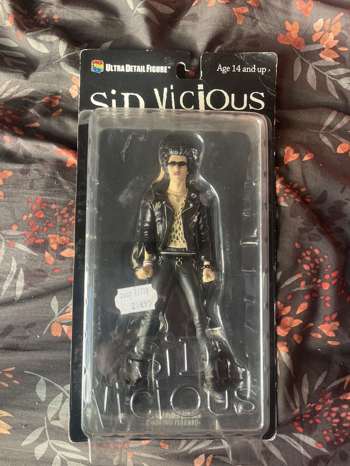 image of Medicom Toy Sid Vicious Figurine in Black, Men's