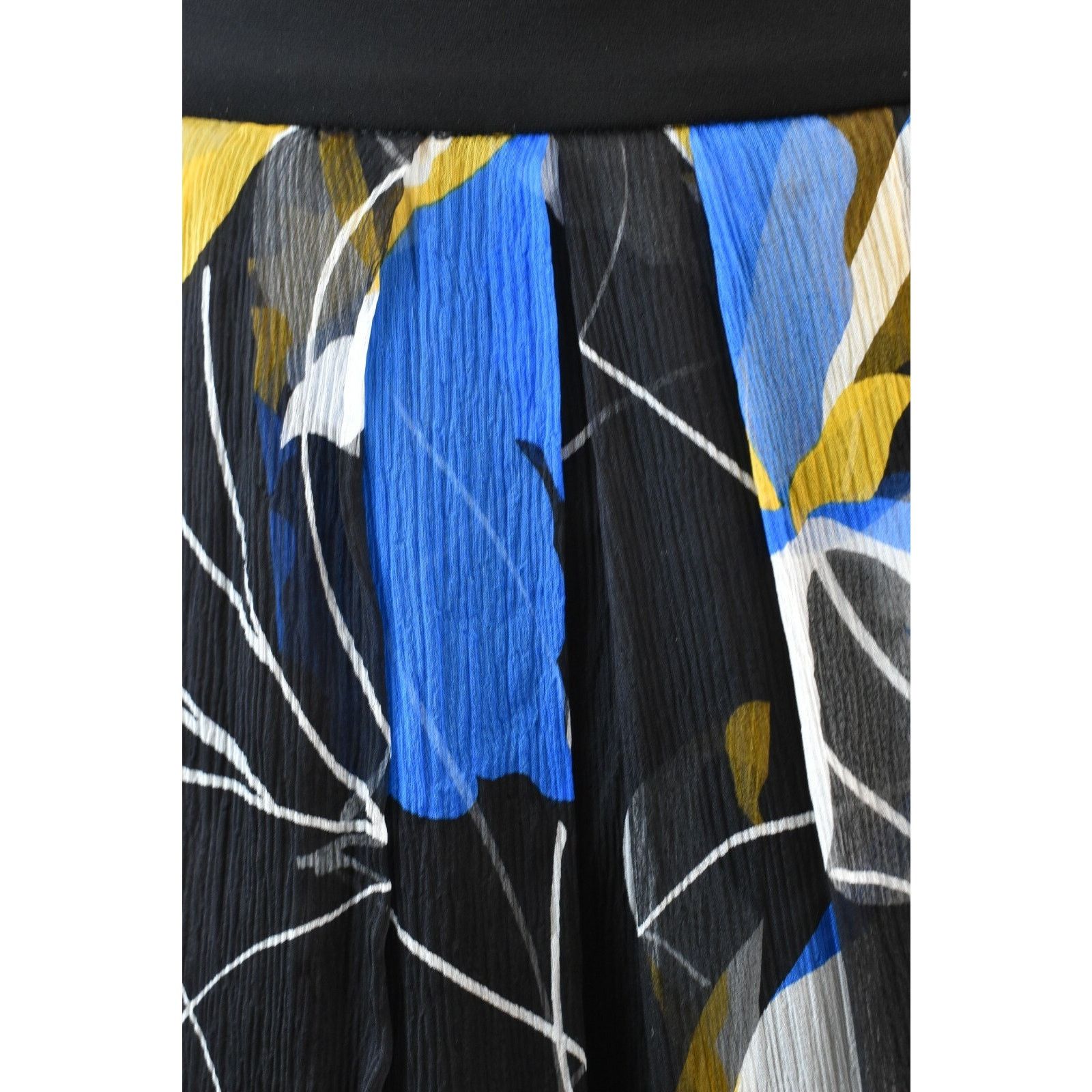 Miu Miu MIU MIU PRADA BLACK FLORAL CHIFFON ZIP SHORT SKIRT 38 2 IT Size 26" / US 2 / IT 38 - 3 Thumbnail