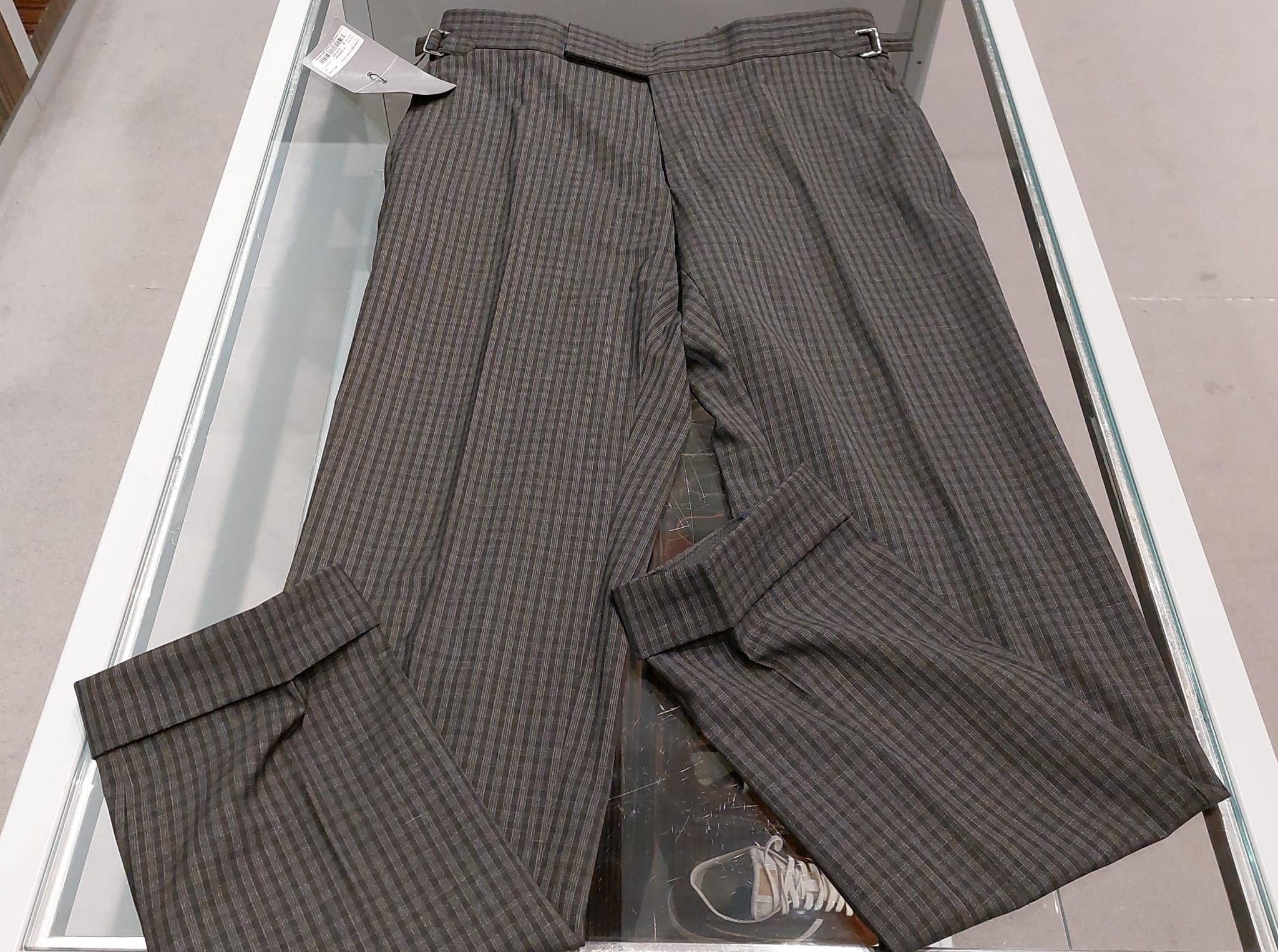 Tom Ford o1loc1c0724 Suit in Grey Size US M / EU 48-50 / 2 - 7 Thumbnail