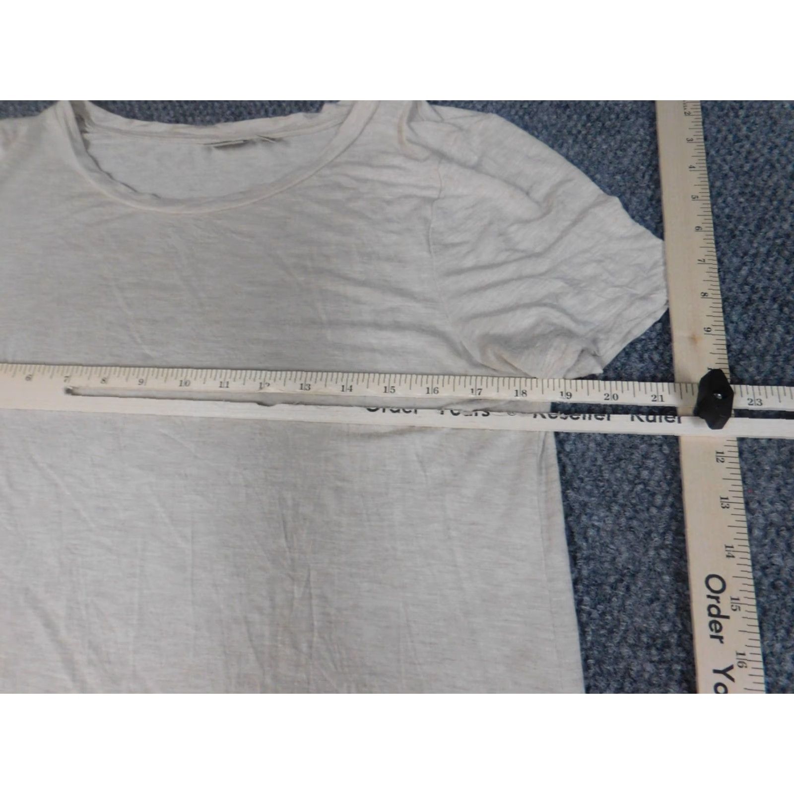 Vintage Versona Blouse Shirt Women L Beige Cap Sleeve Crew Neck Stretch Casual Regular Button Versona Size L / US 10 / IT 46 - 4 Thumbnail