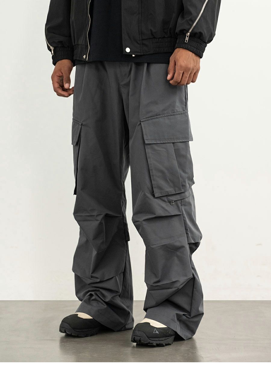 loose pleated utility baggy cargo pants