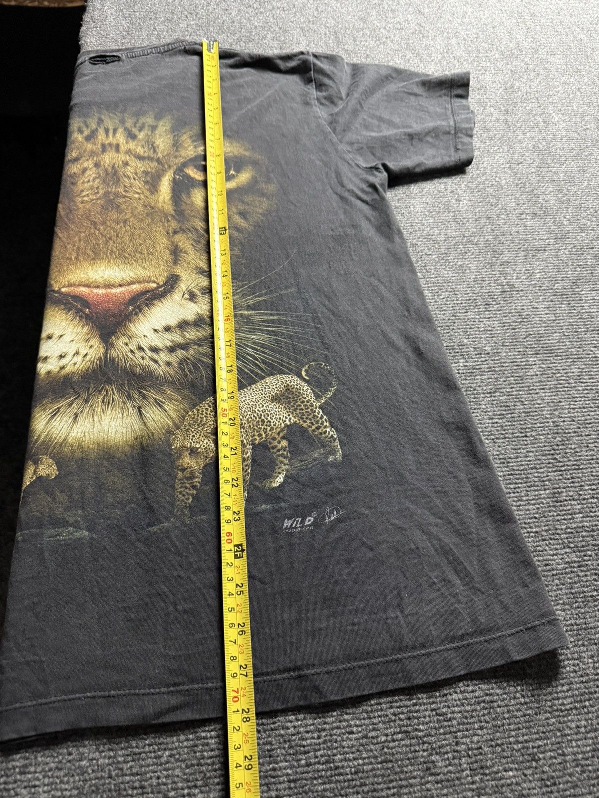 Vintage 00s Y2K Leopard Graphic T Shirt Double Sided Animal Tee Size US L / EU 52-54 / 3 - 23 Thumbnail