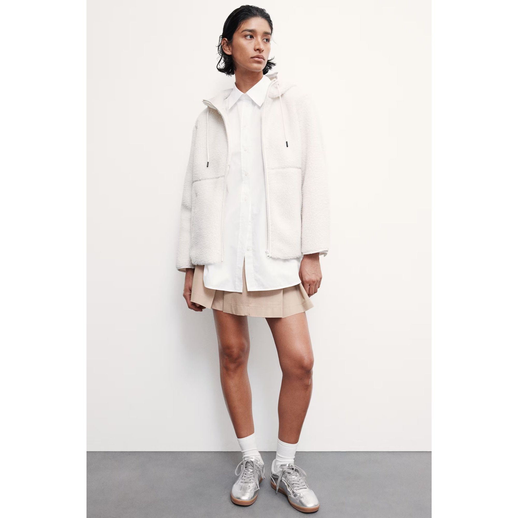 H&M H&M White Teddy Fleece Hoodie Jacket Size S / US 4 / IT 40 - 2 Thumbnail
