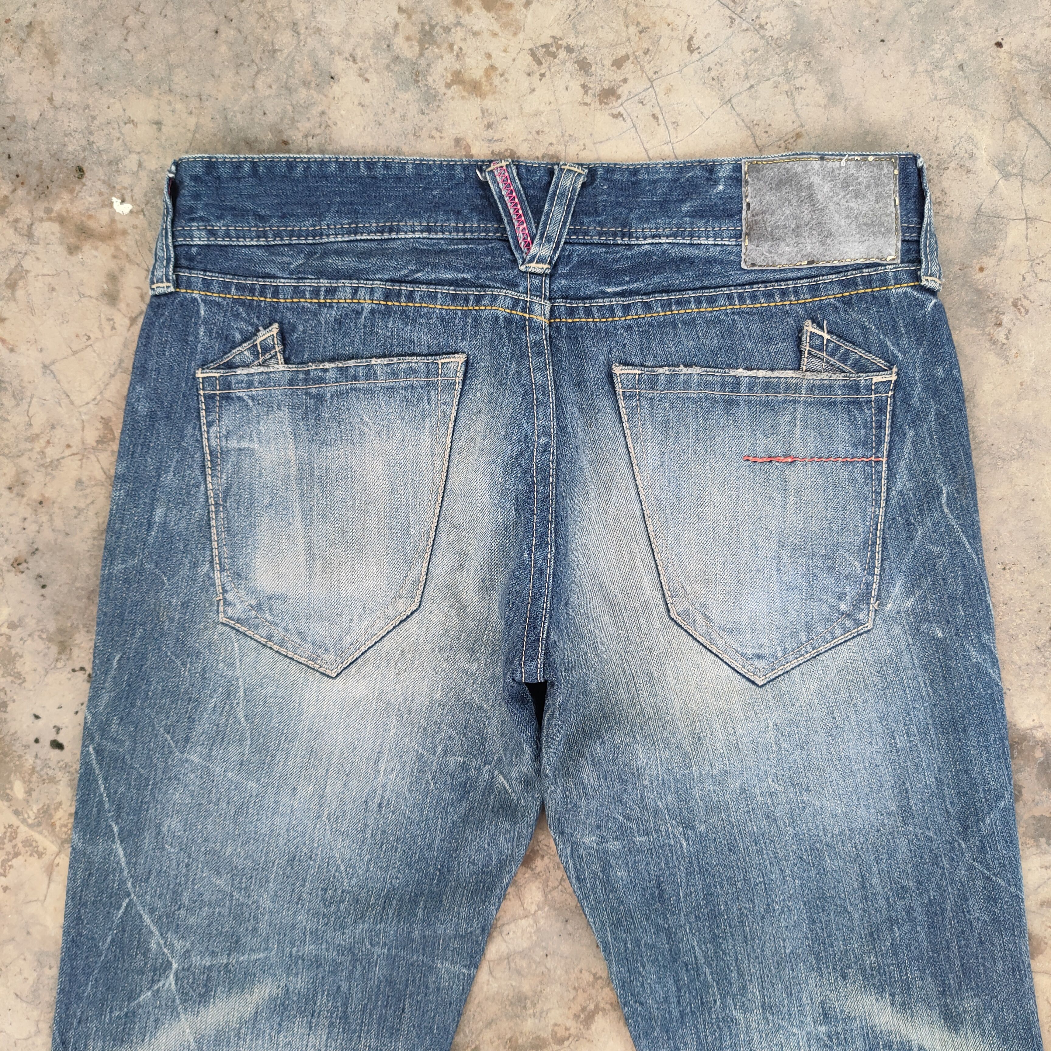 Vanquish VINTAGE VANQUISH FLARE STORM FADED RIPPED DENIM JEANS PANTS Size US 32 / EU 48 - 8 Thumbnail