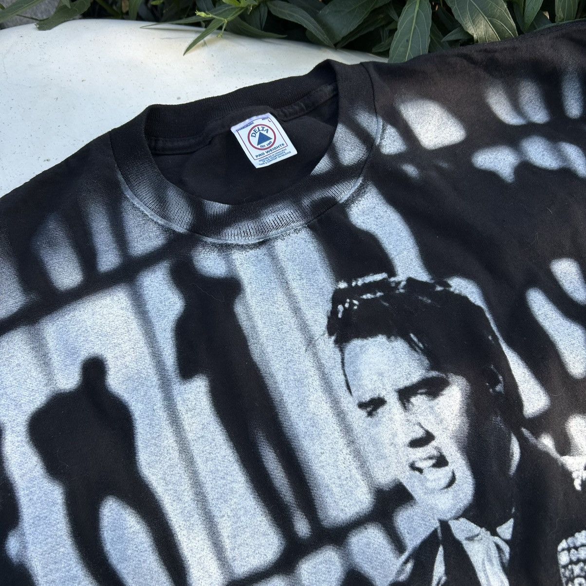 Band Tees Elvis Presley over print 2000 Size US XL / EU 56 / 4 - 4 Thumbnail
