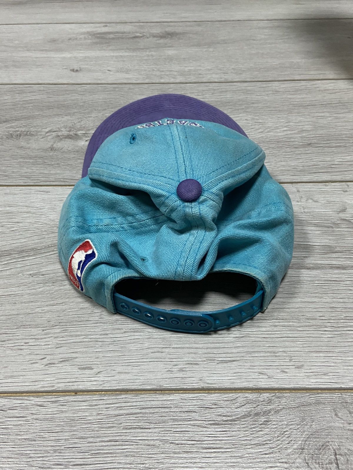 NBA Charlotte Hornets Starter vintage NBA hat cap SnapBack Size ONE SIZE - 6 Thumbnail