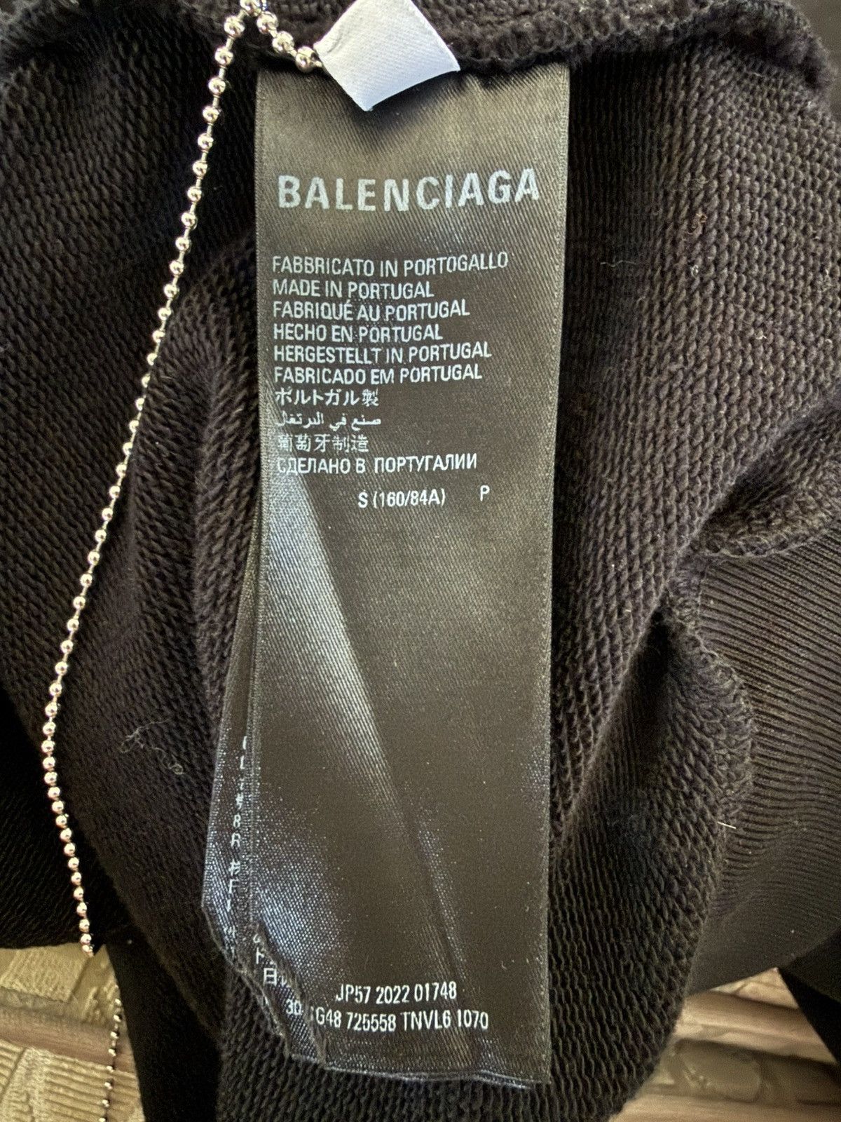 Balenciaga Balenciaga Garde-Robe Care Label Hoodie Size US S / EU 44-46 / 1 - 9 Thumbnail