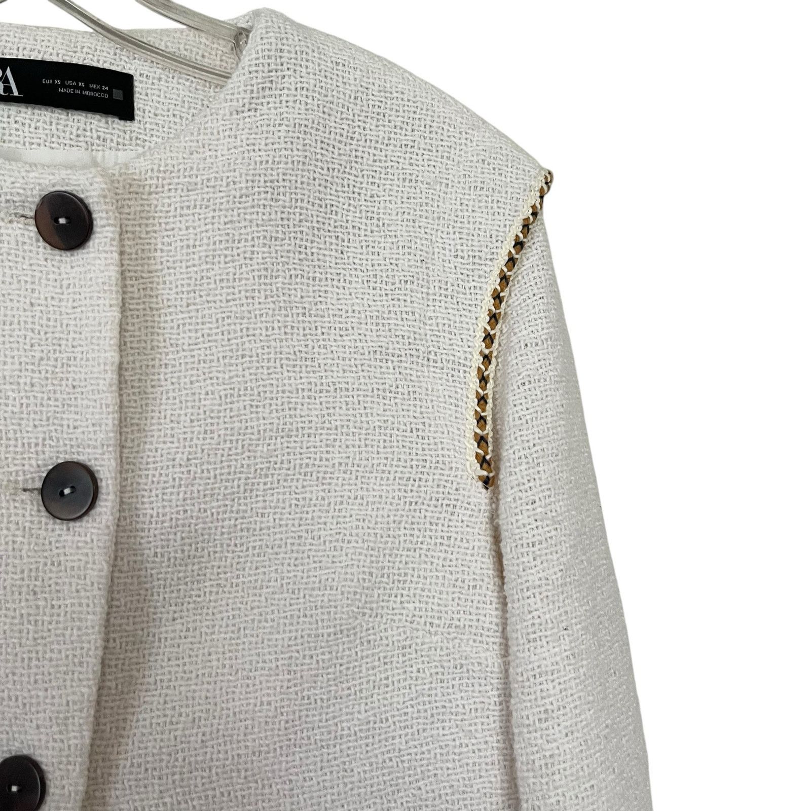 Zara ZARA Pronounced Shoulder Textured Jacket Ecru Cream Size XS / US 0-2 / IT 36-38 - 5 Thumbnail