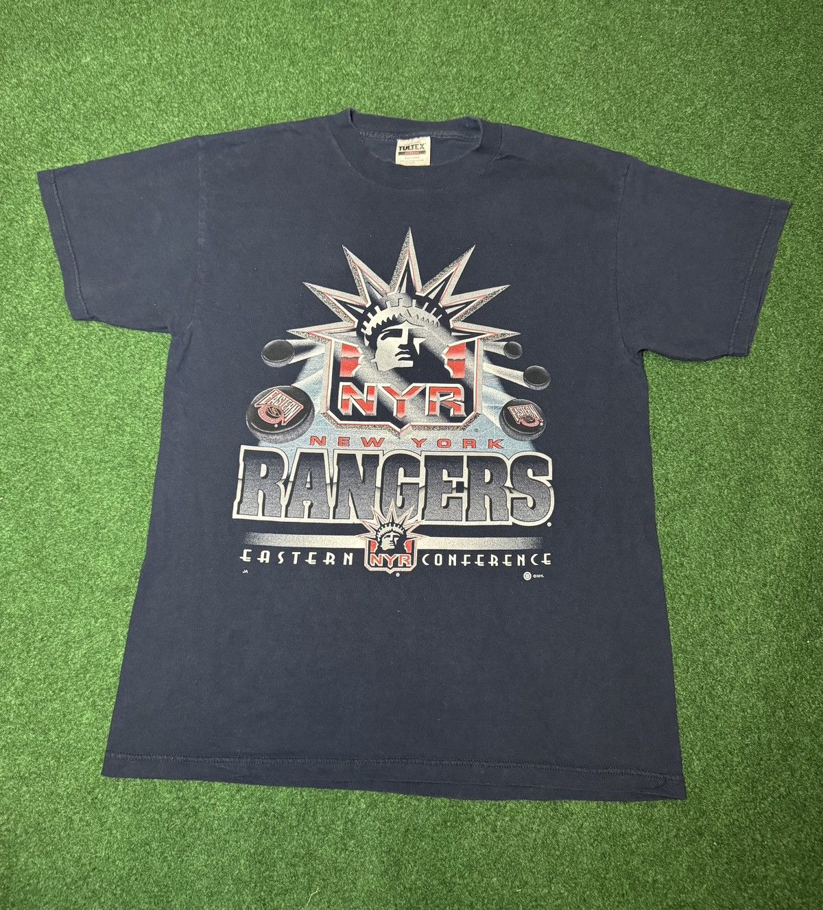 Starter Vintage 90s New York Rangers NHL Hockey Tultex T Shirt Size US L / EU 52-54 / 3 - 1 Thumbnail
