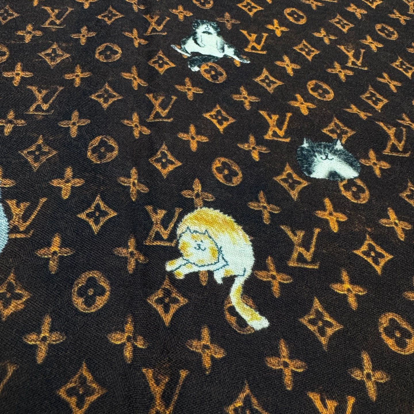 Louis Vuitton LV Cat Monogram Wool Scarf Size ONE SIZE - 2 Thumbnail