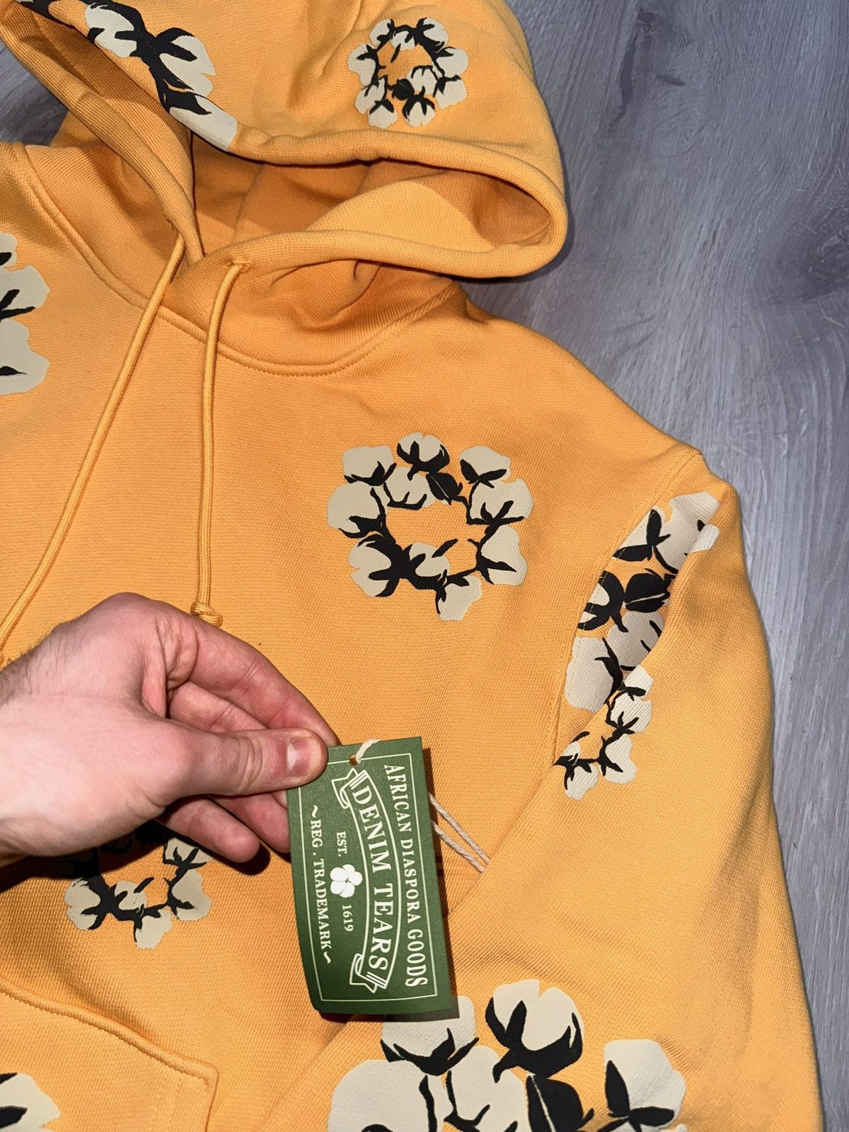 DENIM TEARS Denim Tears Cactus Wreath Hoodie Size US S / EU 44-46 / 1 - 2 Thumbnail