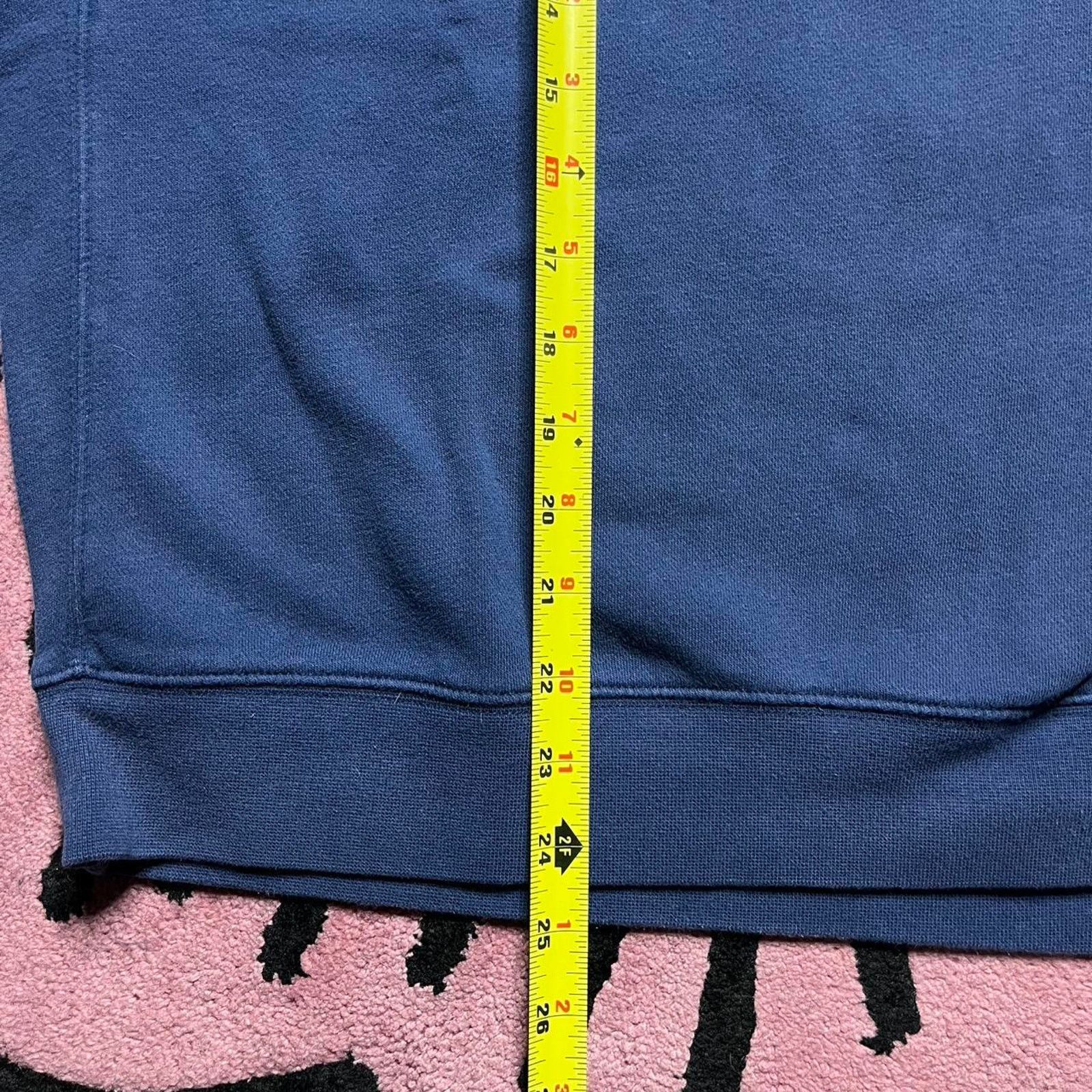 Nike Nike Sportswear Embroidered Logo Crewneck Sweatshirt Large Size US L / EU 52-54 / 3 - 5 Thumbnail