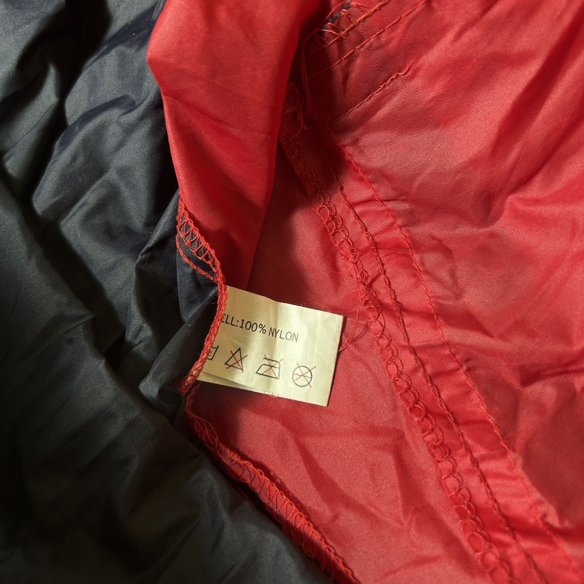 Reebok Vintage 90s Reebok Windbreaker Jacket Size M / US 6-8 / IT 42-44 - 9 Thumbnail