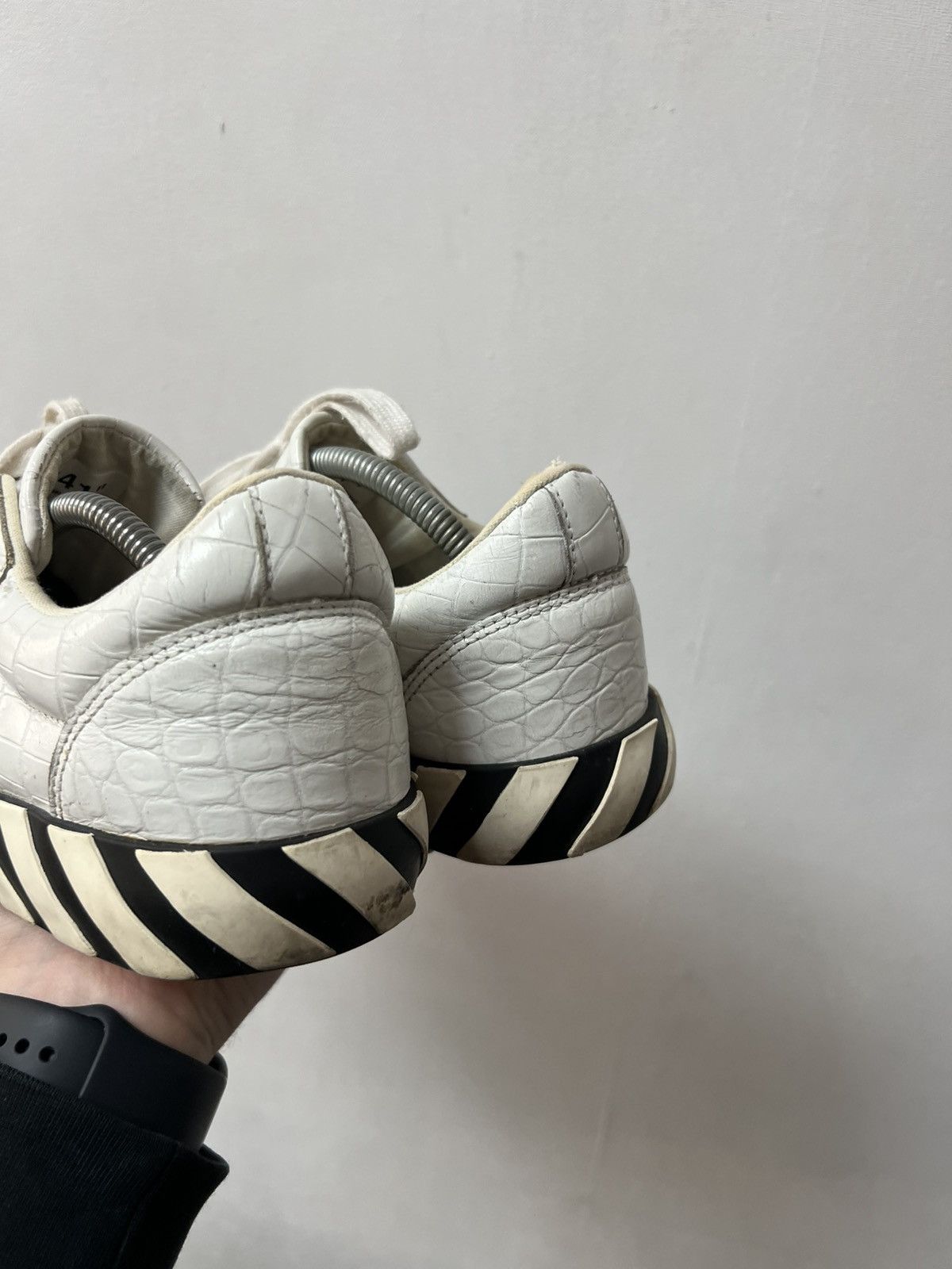 Off-White Off-White Low Vulcanized white/white Sneaker Leather Size US 8 / EU 41 - 9 Thumbnail