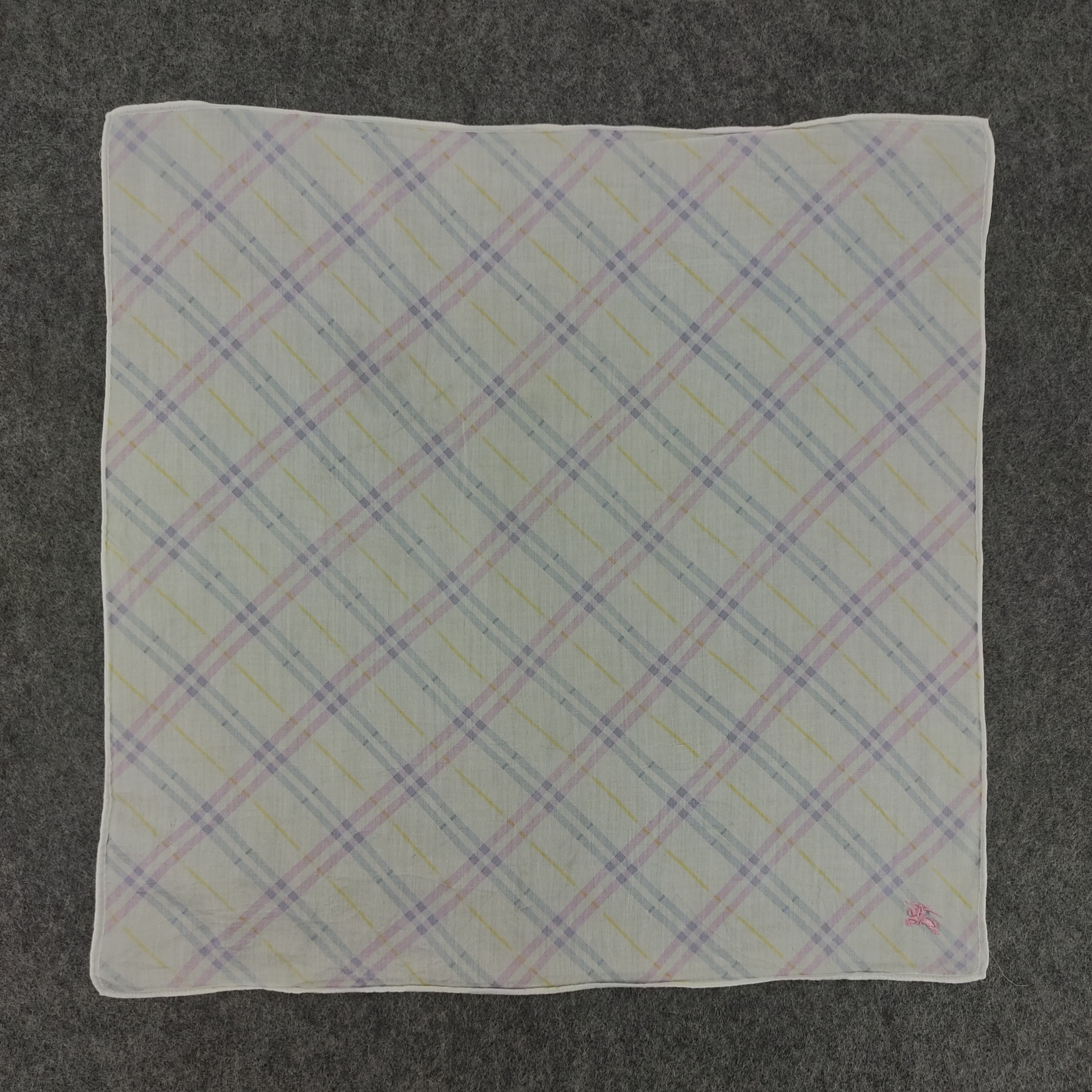 Burberry Vintage Burberry Handkerchief Neckerchief Bandana H267M Size ONE SIZE - 2 Thumbnail