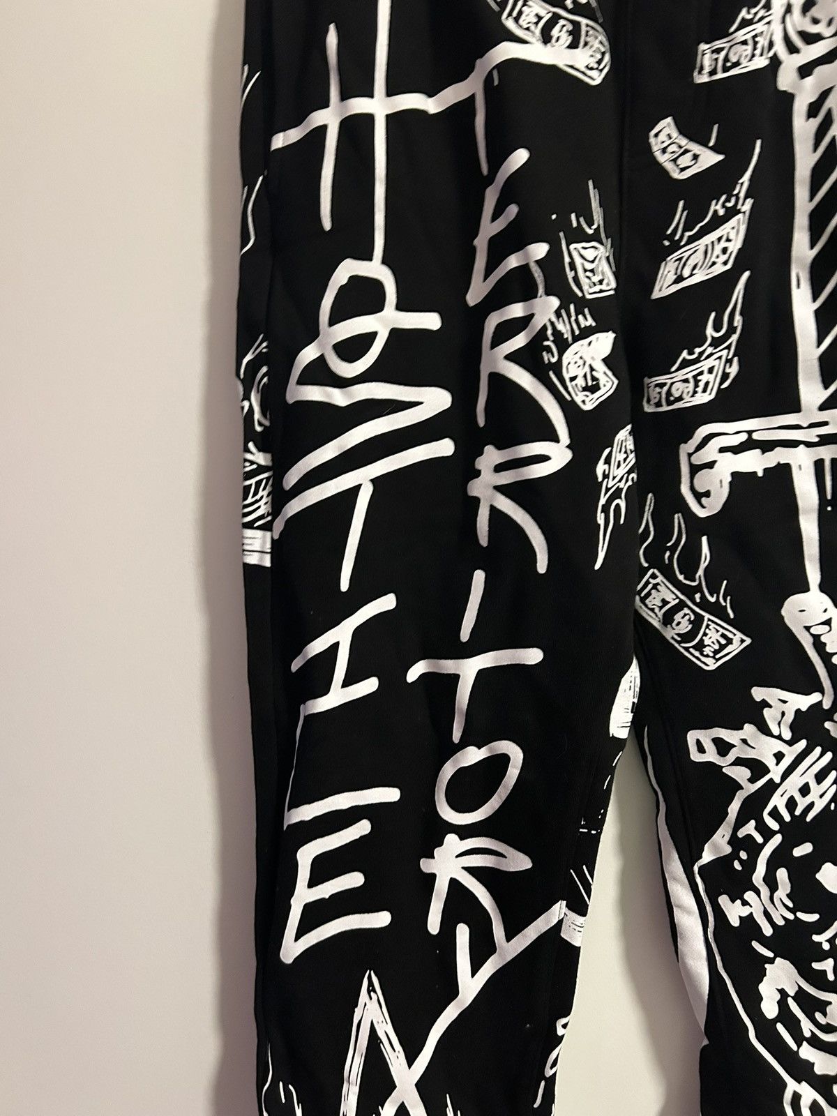 Tuff Crowd Tuff Crowd Graphic Sweatpants Size US 32 / EU 48 - 3 Thumbnail