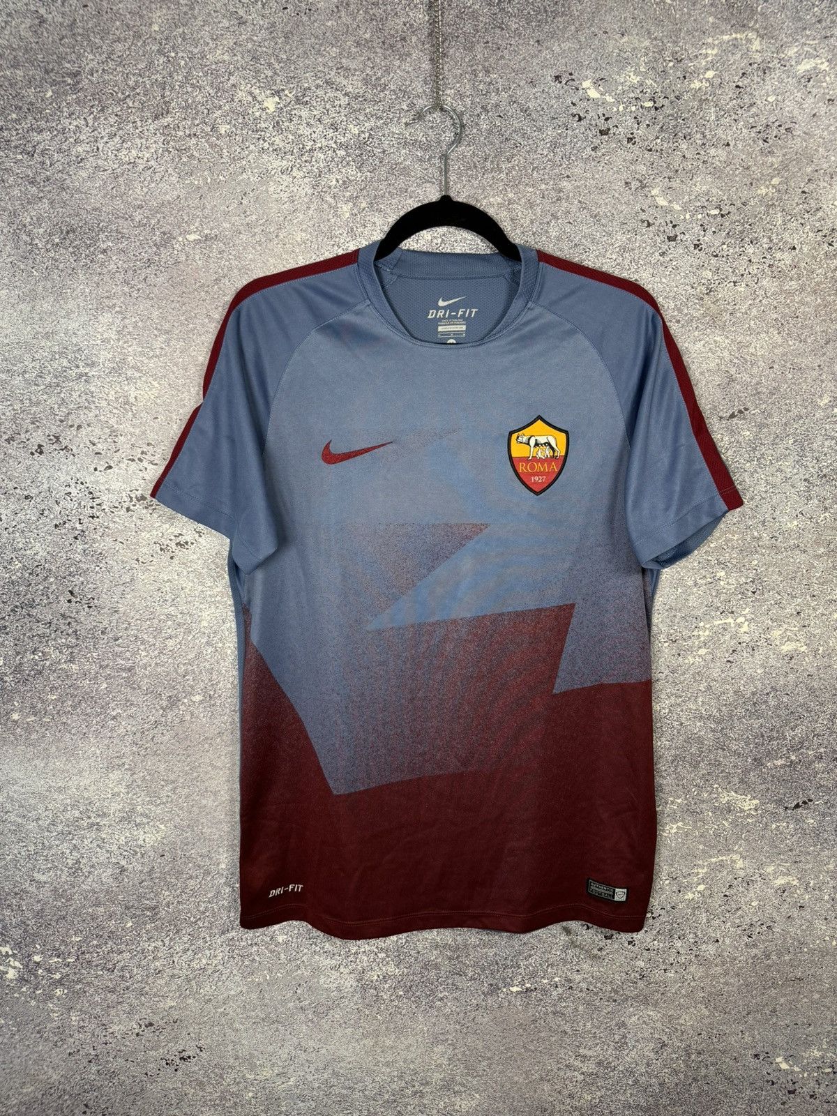 Nike × Vintage Vintage AS Roma 2016/17 Nike Training Pre-Match Jersey Size US M / EU 48-50 / 2 - 1 Thumbnail