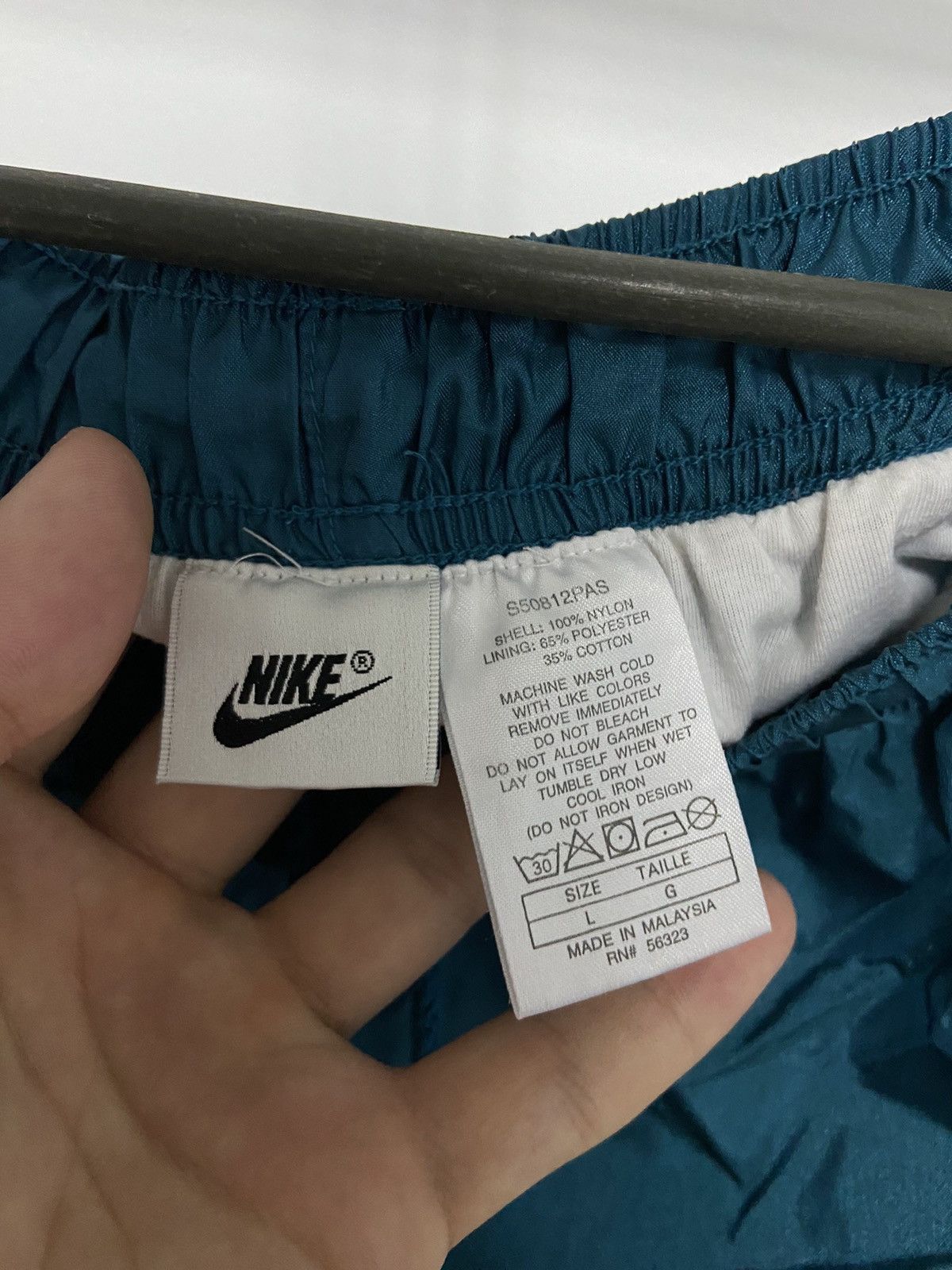 Nike × Vintage Nike Pants Vintage Small Logo 90s Style Y2K Nylon Size US 34 / EU 50 - 5 Thumbnail