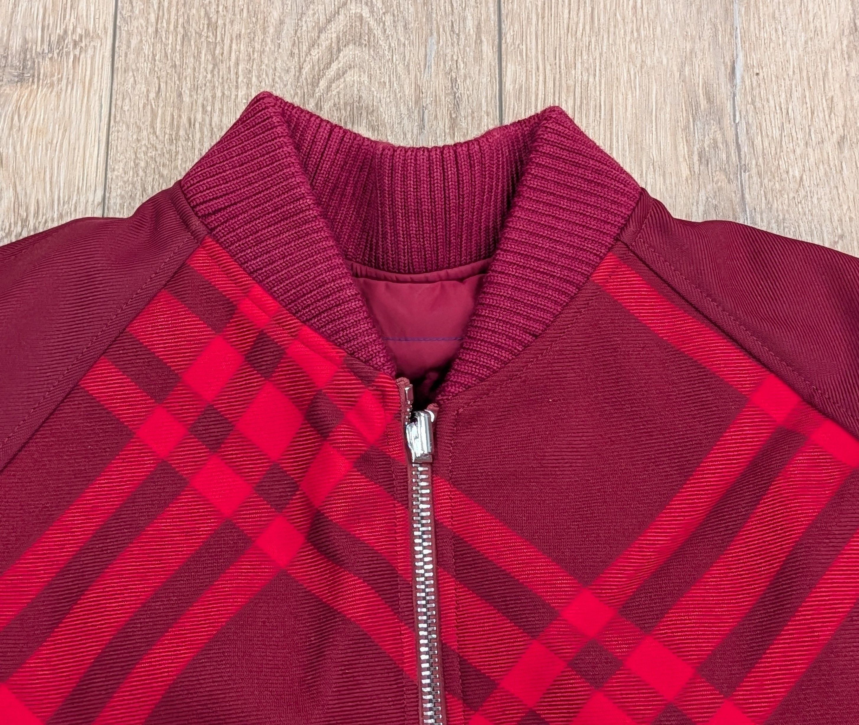 Burberry Burberry Reversible Bomber Jacket Ripple Red IP Check XL Size US XL / EU 56 / 4 - 2 Thumbnail