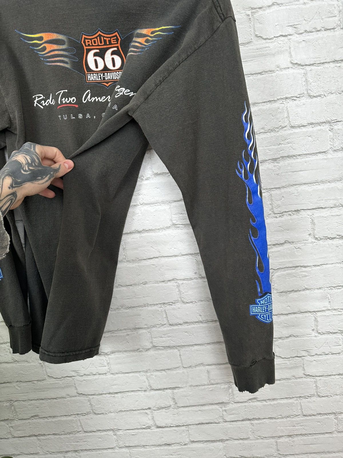 Harley Davidson (S) SICK THRASHED FADED Harley Davidson Long Sleeve T Shirt Size US S / EU 44-46 / 1 - 15 Thumbnail