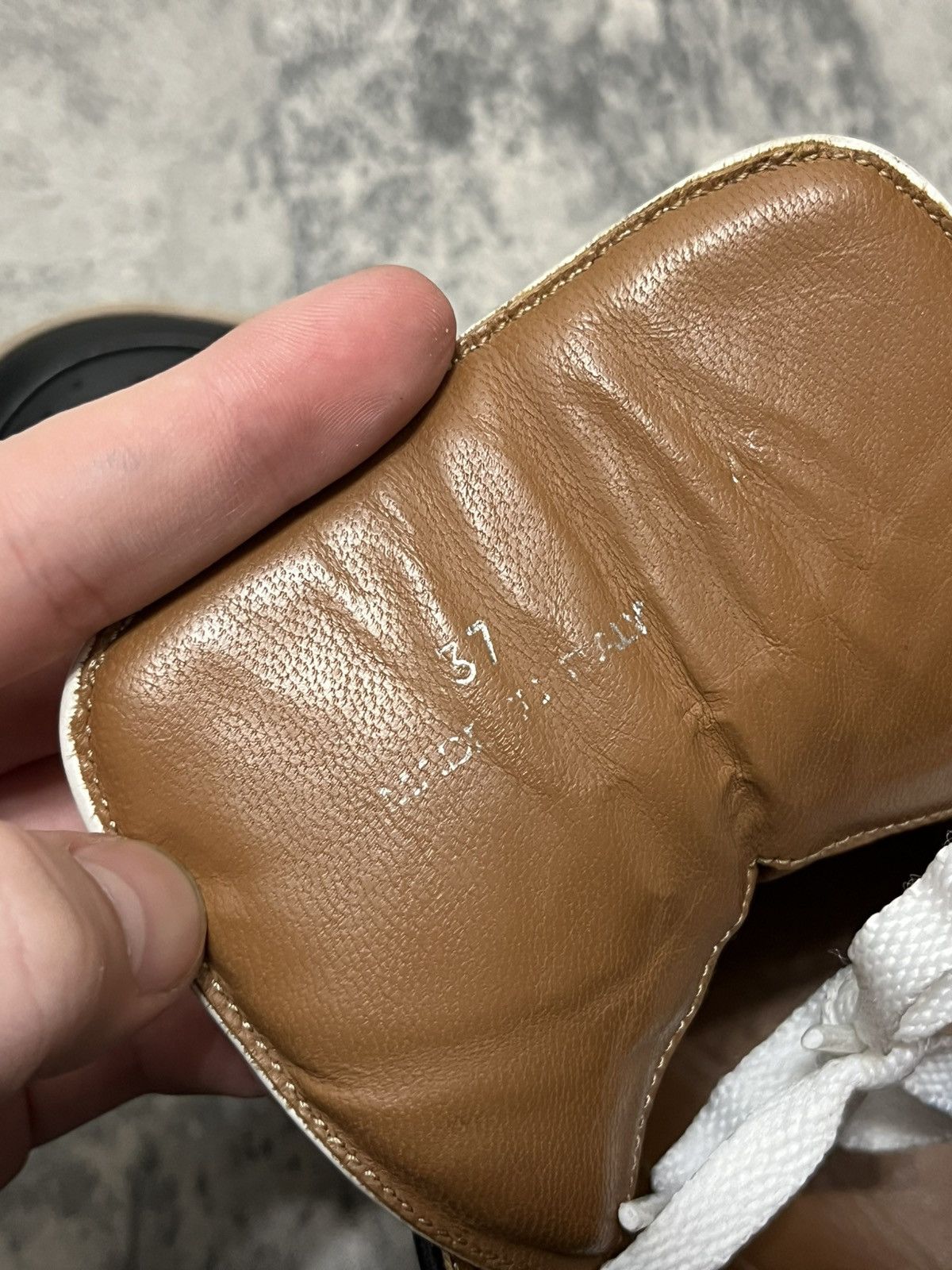 Givenchy Givenchy Tyson High Top Sneakers Size US 7 / IT 37 - 8 Thumbnail