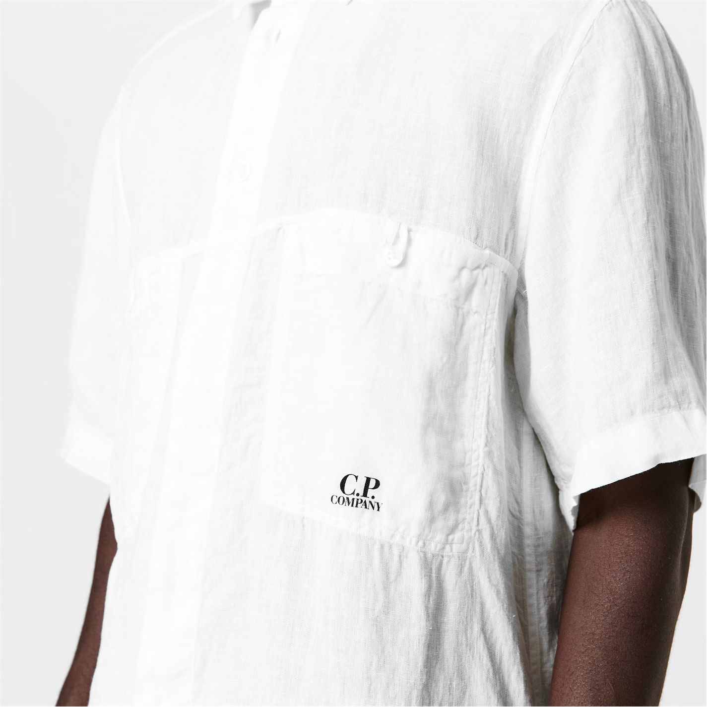 C.P. Company o1g2r1mq0426 Boxy Short Sleeve Shirt in White Size US L / EU 52-54 / 3 - 5 Thumbnail