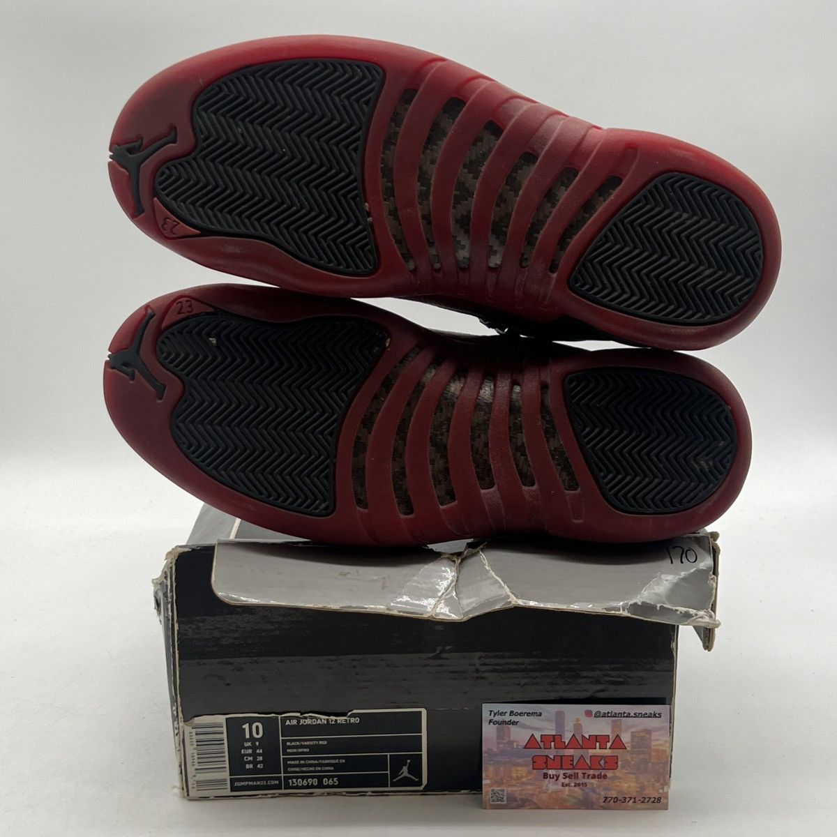 Jordan Brand Air Jordan 12 flu game Size US 10 / EU 43 - 8 Thumbnail
