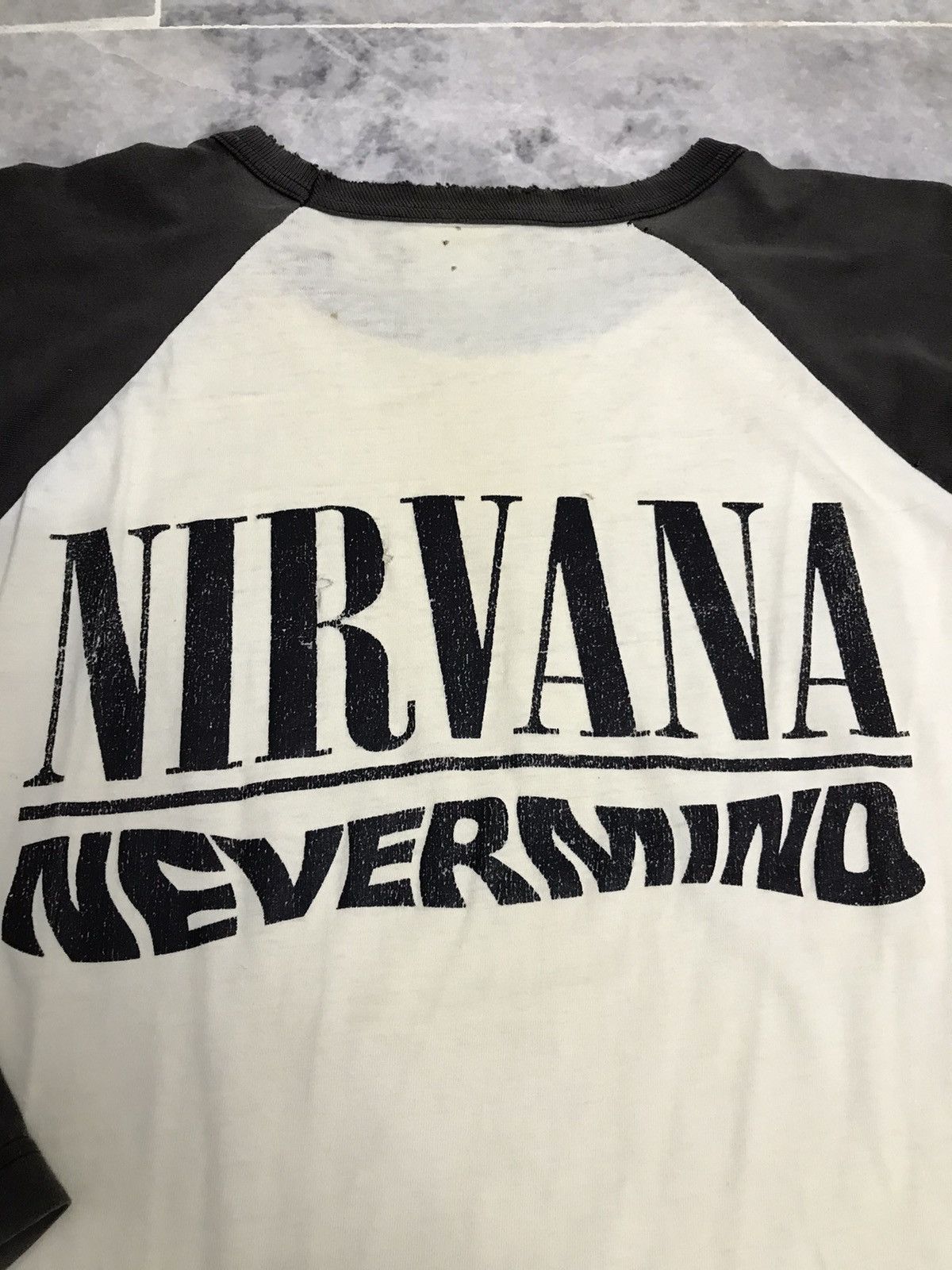 Band Tees × Vintage Vintage Nirvana Nevermind destress 3Q band Tee Shirt Size US S / EU 44-46 / 1 - 5 Thumbnail