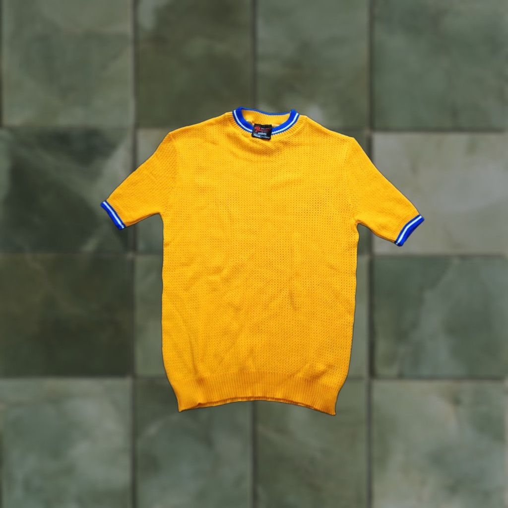 Vintage VTG 60S 70S WAFFLE CREW NECK SHIRT YELLOW COURTAULDS UNISEX SZ M Size US M / EU 48-50 / 2 - 1 Thumbnail