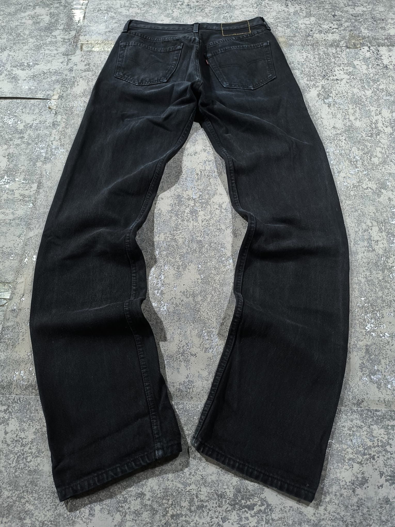 Levi's 90s black 501 31x36 Size US 30 / EU 46 - 14 Thumbnail