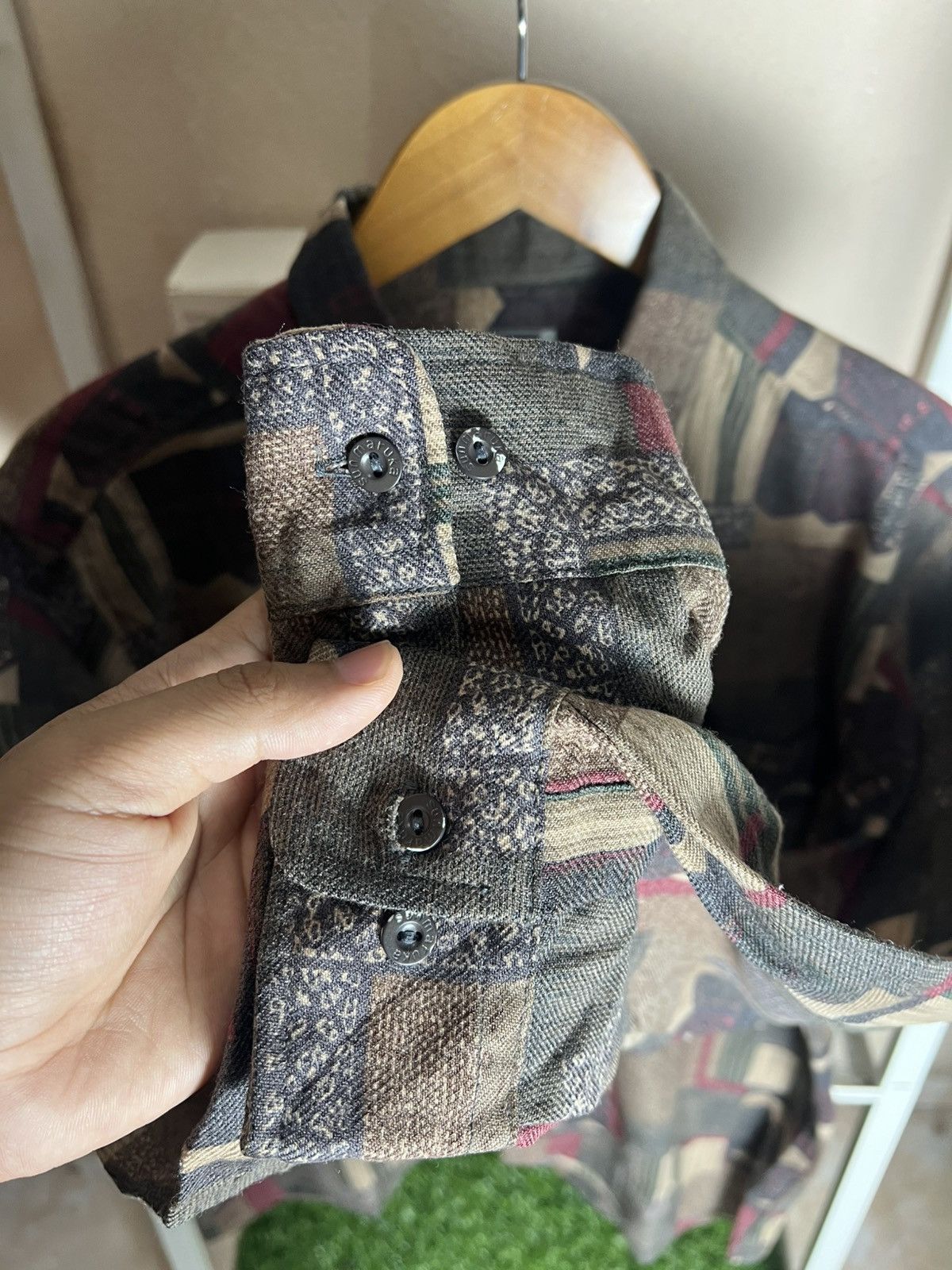 Other Vtg Glossy Abstract Pattern Button Up Shirt 90s Aesthetic Size US L / EU 52-54 / 3 - 4 Thumbnail