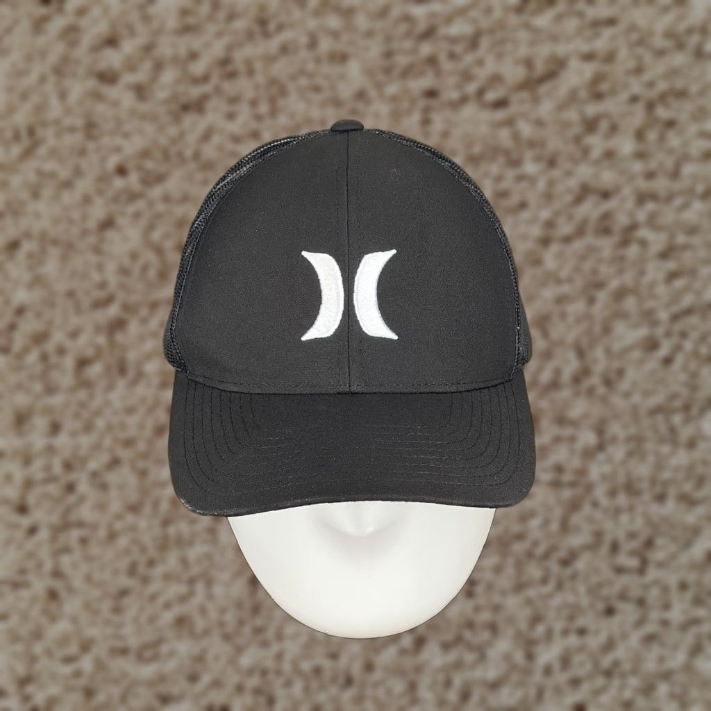 Hurley Hurley Hat Cap Snap Back Adult Black Polyester Blend Twill Logo Trucker Hat Men One Size Sports Casual Mens Size ONE SIZE - 1 Thumbnail