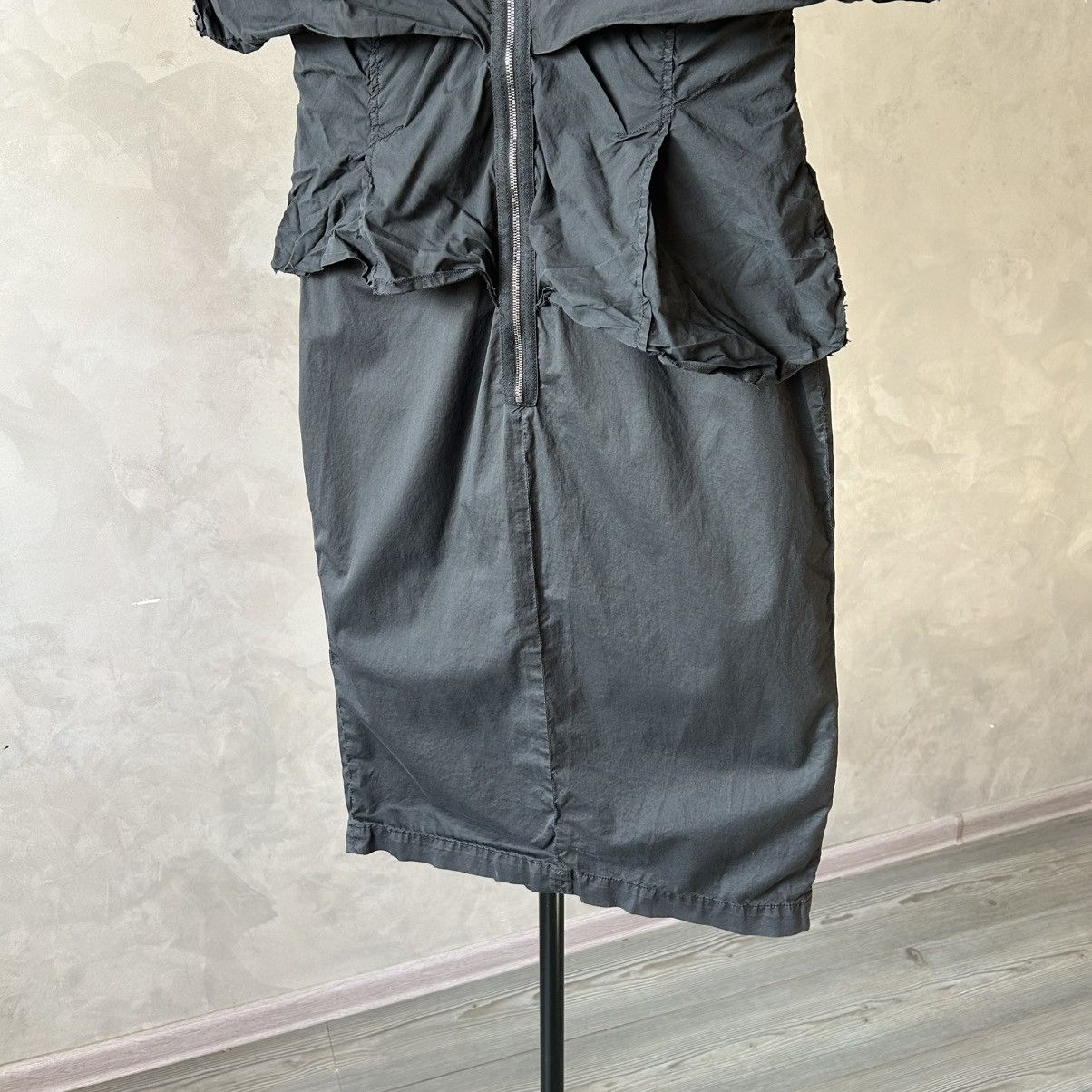 Alexander McQueen Alexander Mcqueen 2009 Raw Seam Cowl Neck Peplum Dress Size L / US 10 / IT 46 - 10 Thumbnail