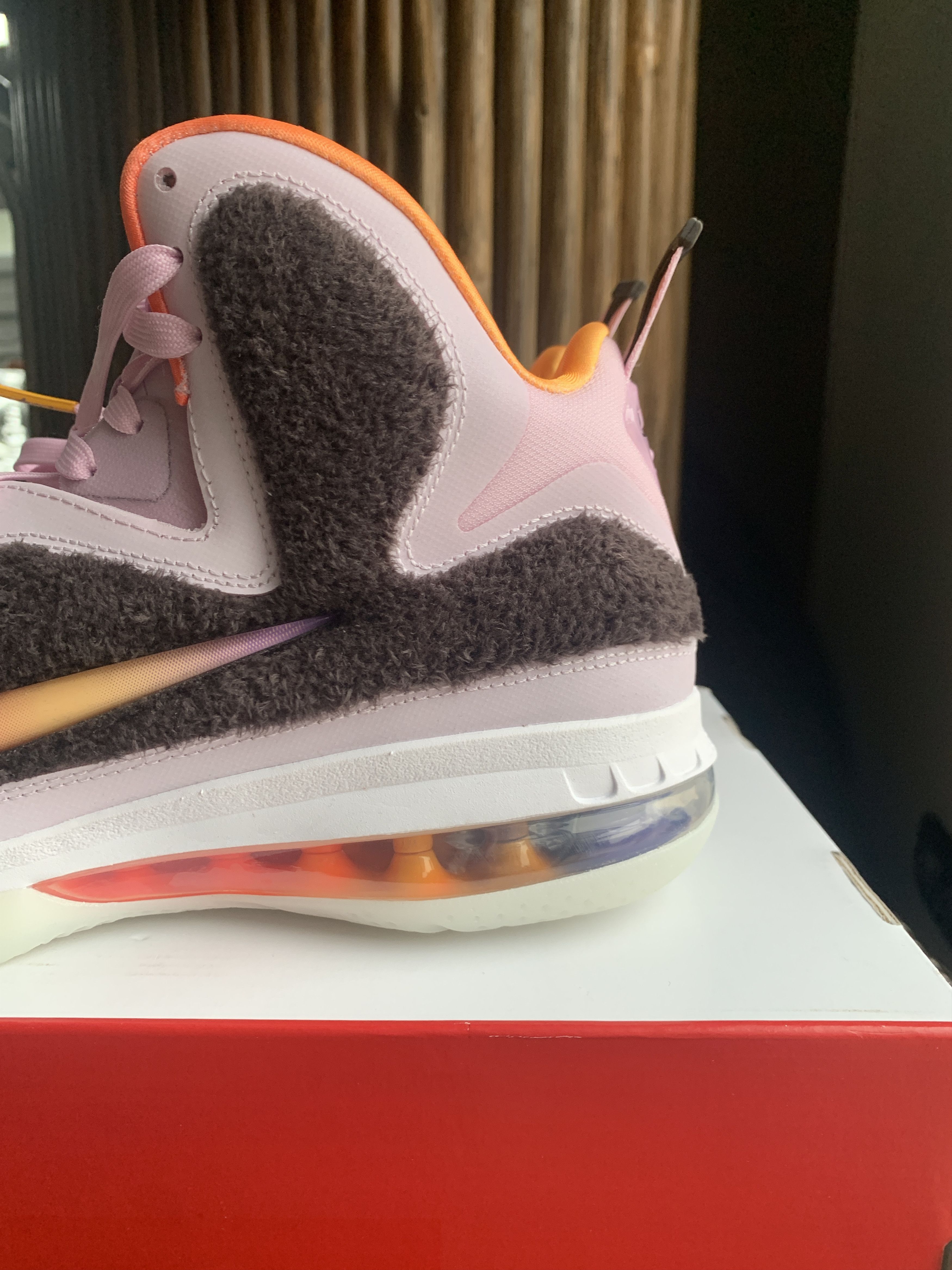 Nike NIKE LEBRON IX 9.5 US sneakers new 100% authentiques NO BOX Size US 9.5 / EU 42-43 - 2 Thumbnail