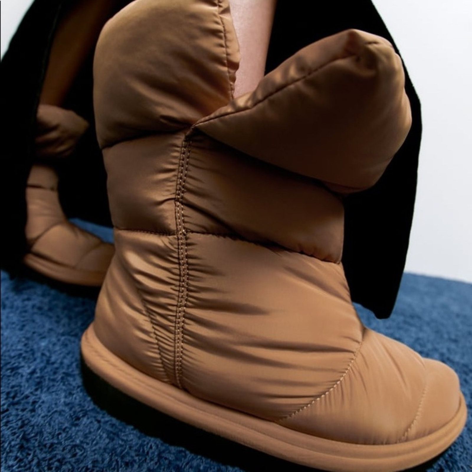 Zara ZARA QUILTED LOW HEEL ANKLE BOOTS BEIGE Size US 7.5 / IT 37.5 - 3 Thumbnail