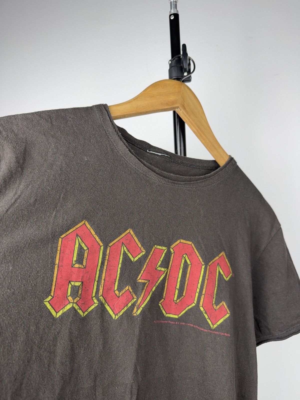 AC/DC AC/DC Vintage Faded Wash 2015 Licensed Rock Band Tee M Size US S / EU 44-46 / 1 - 4 Thumbnail