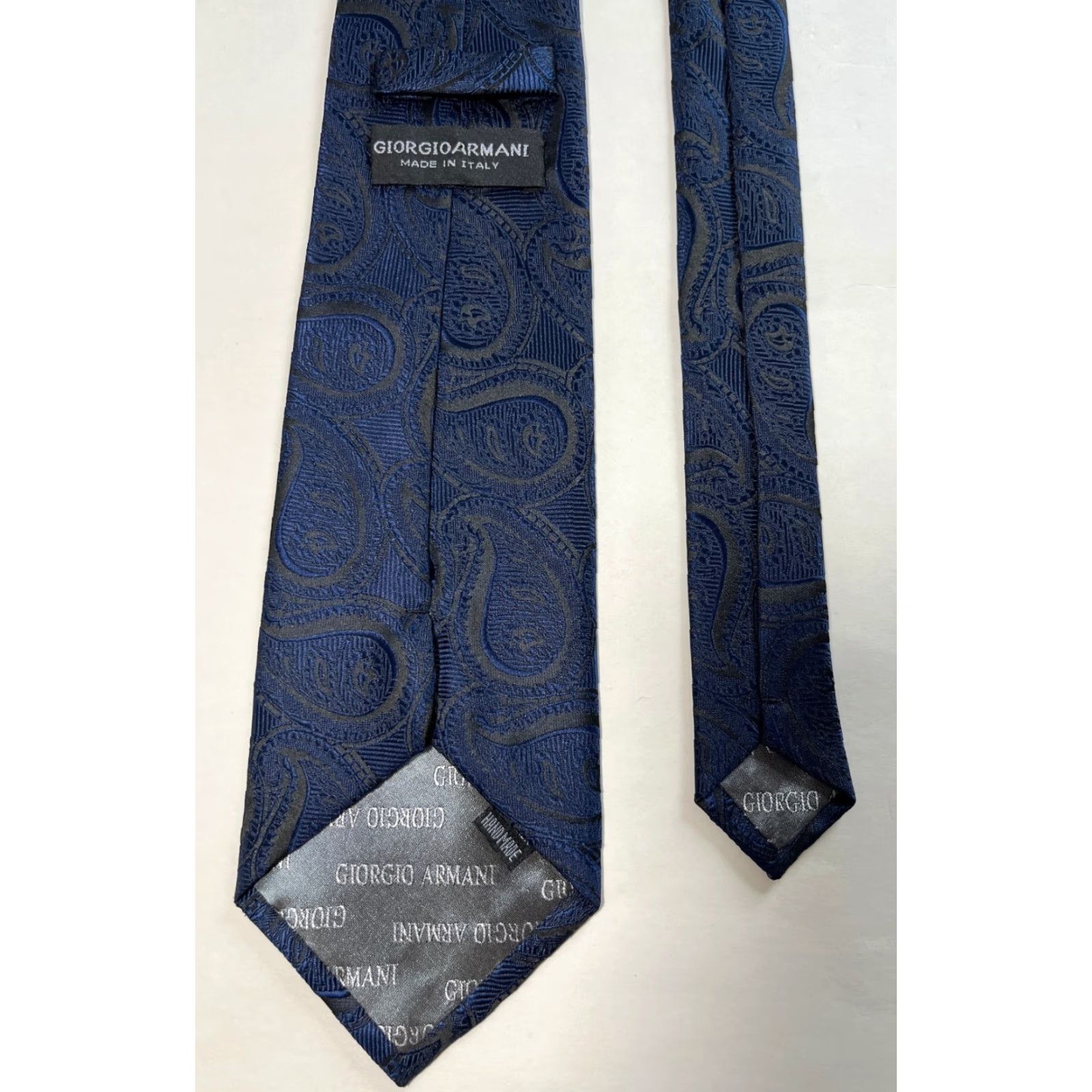 Giorgio Armani Giorgio Armani Men Tie Navy Paisley 100% Silk Made in Italy Long 58.75" Wide 4" Vintage Designer Preppy Retro Mens Size ONE SIZE - 5 Thumbnail