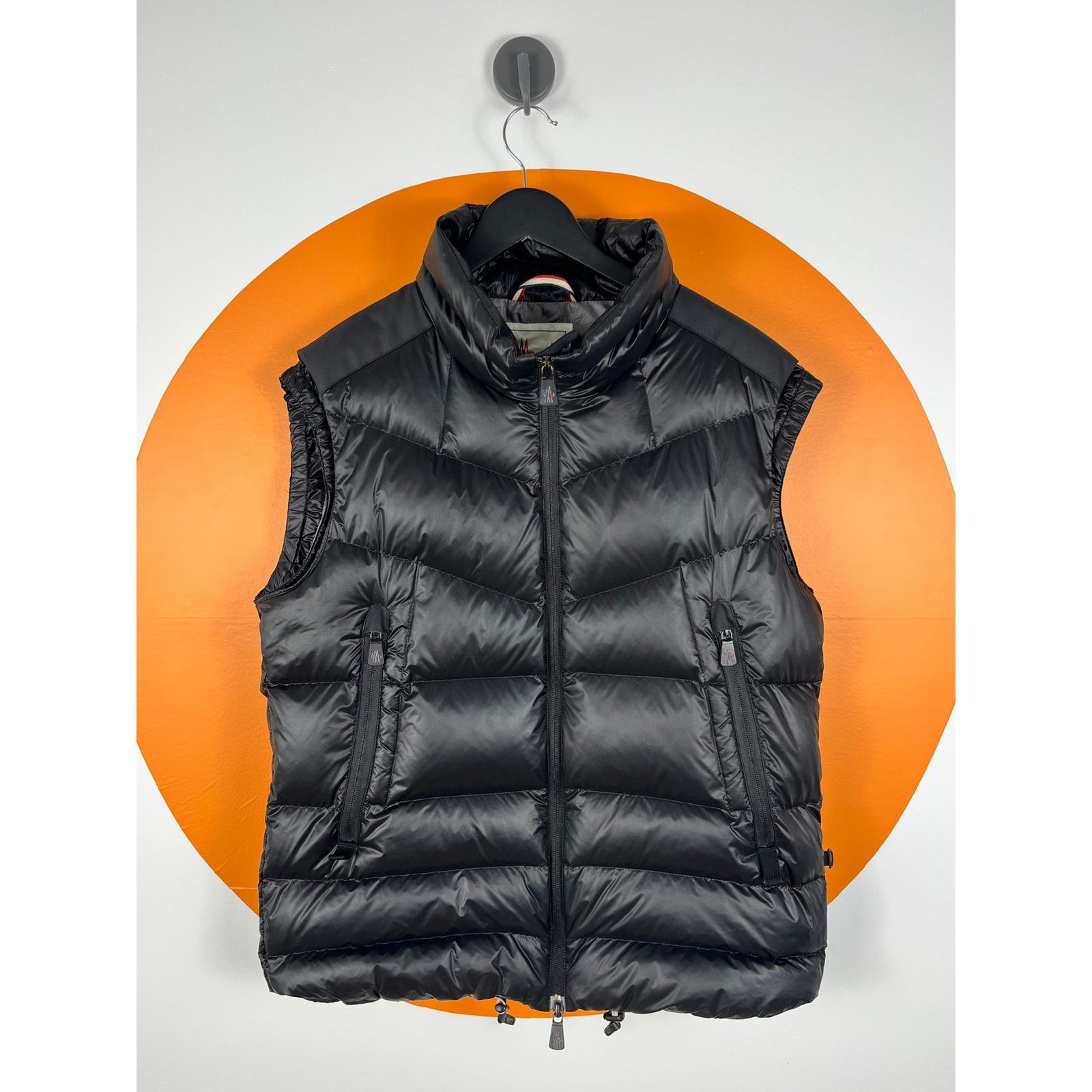 MONCLER × Mastermind Japan ダウンベスト　幻　レア MONCLER × Mastermind Japan ダウンベスト 幻 レア MONCLER