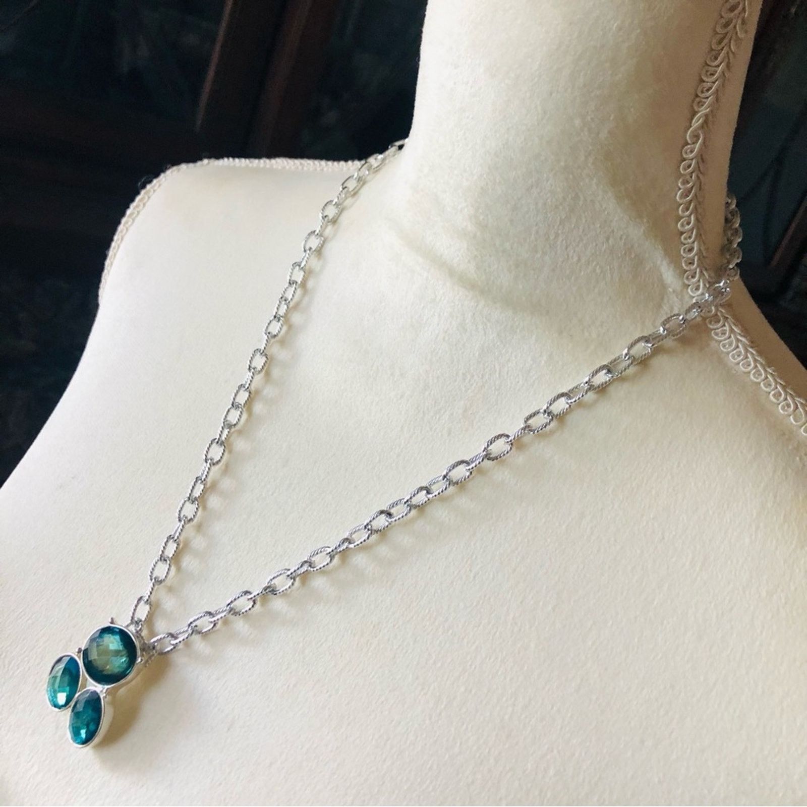 Handmade Hand crafted faceted peacock blue link chain necklace Size ONE SIZE - 4 Thumbnail