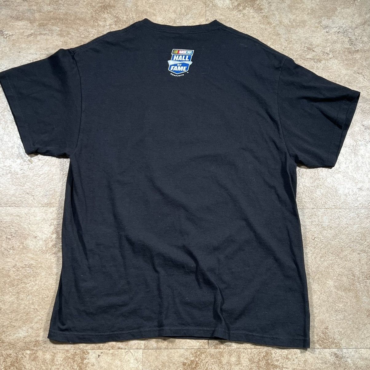 Chase Authentics × NASCAR NASCAR Hall of Fame Charlotte Racing Black T Shirt Size US XL / EU 56 / 4 - 3 Thumbnail