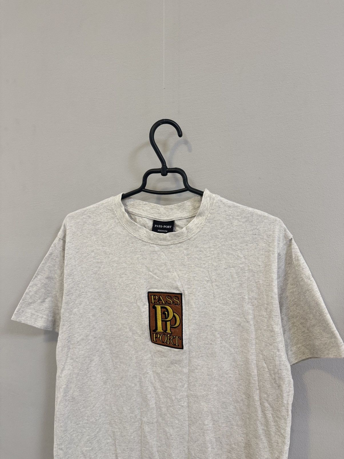 Hypebeast × Passport Pass~Port Center Logo Skater Tee Size US M / EU 48-50 / 2 - 2 Thumbnail
