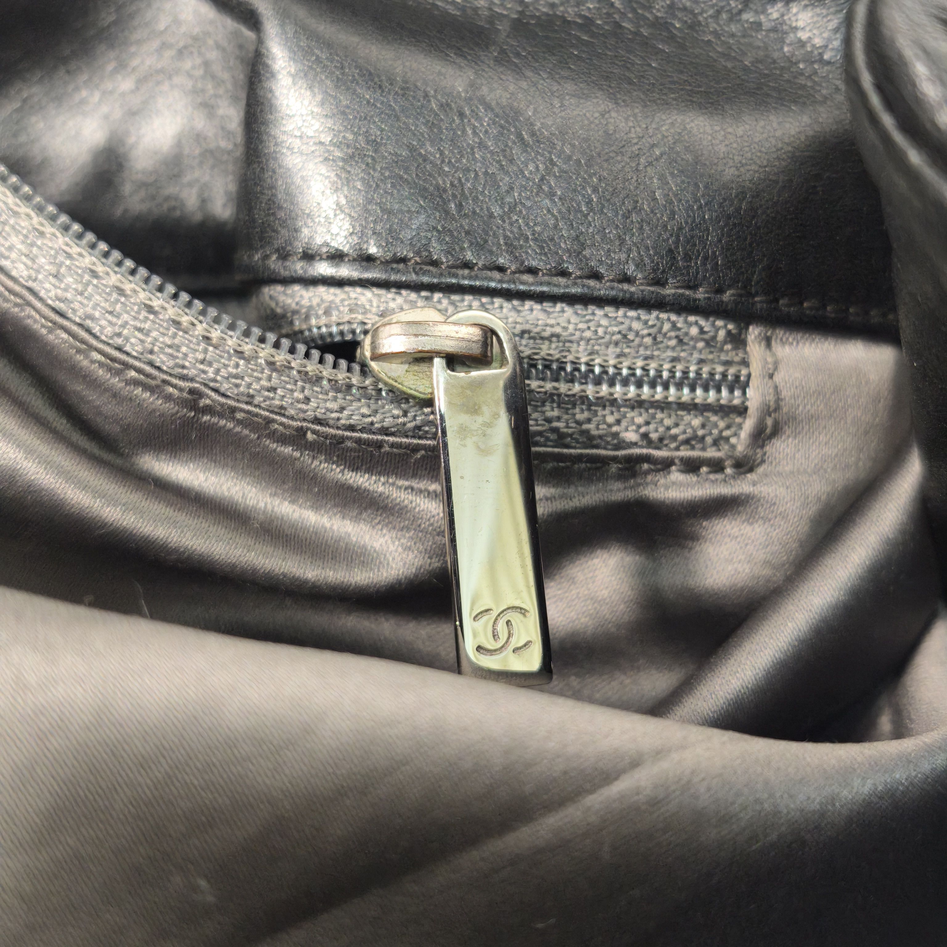 Chanel Chanel 2008 Vintage East West Expandable Strap Tote Size ONE SIZE - 14 Thumbnail
